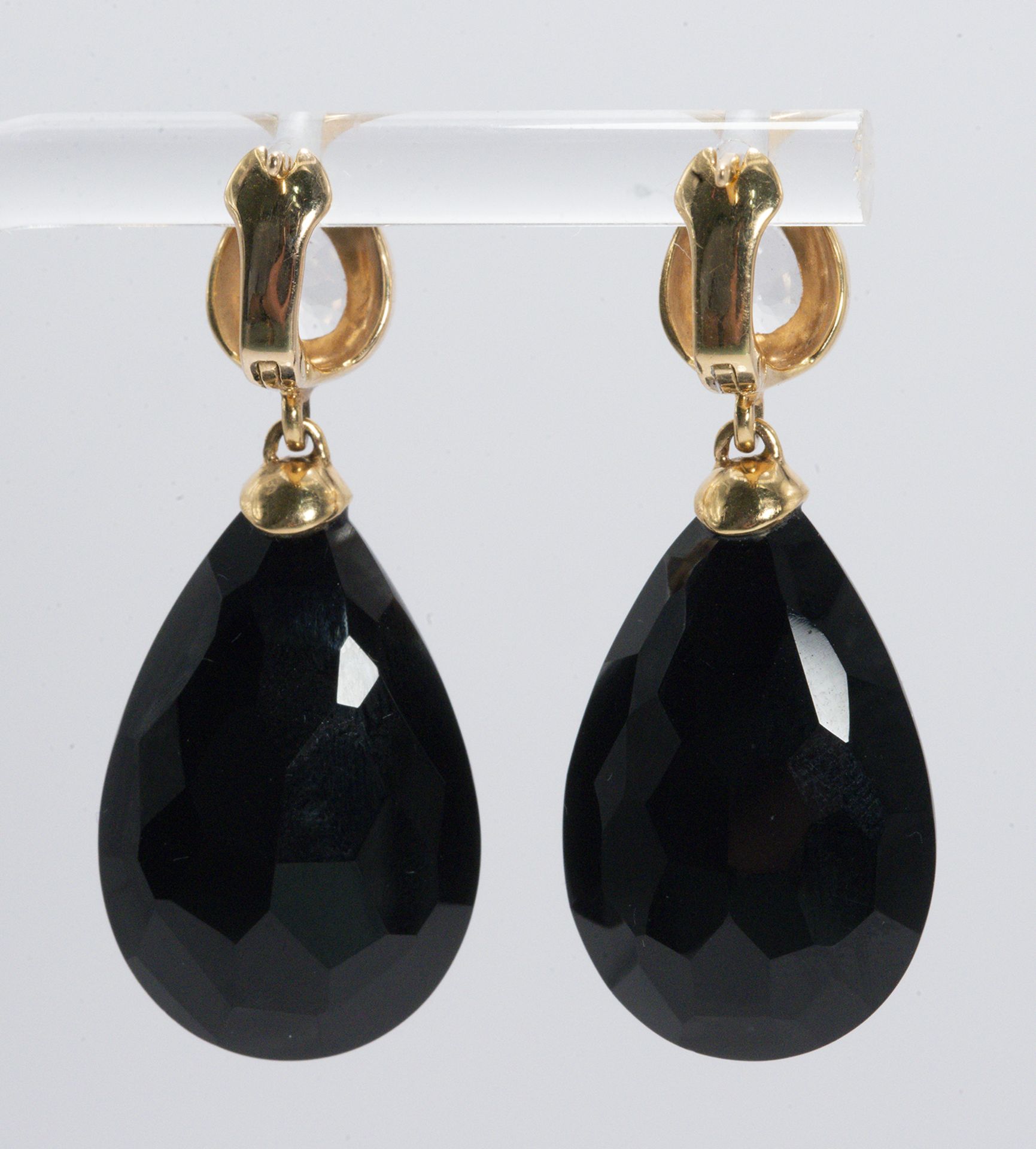 Elegance Black Earrings - Image 5 of 5