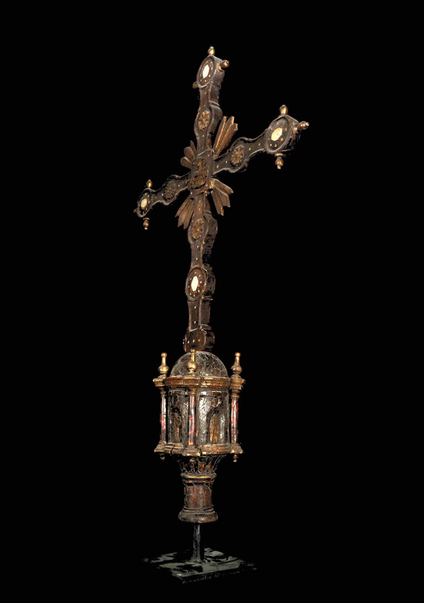 Peruvian Processional Cross in Mother of Pearl, Carey and Mother of Pearl, colonial viceregal work f