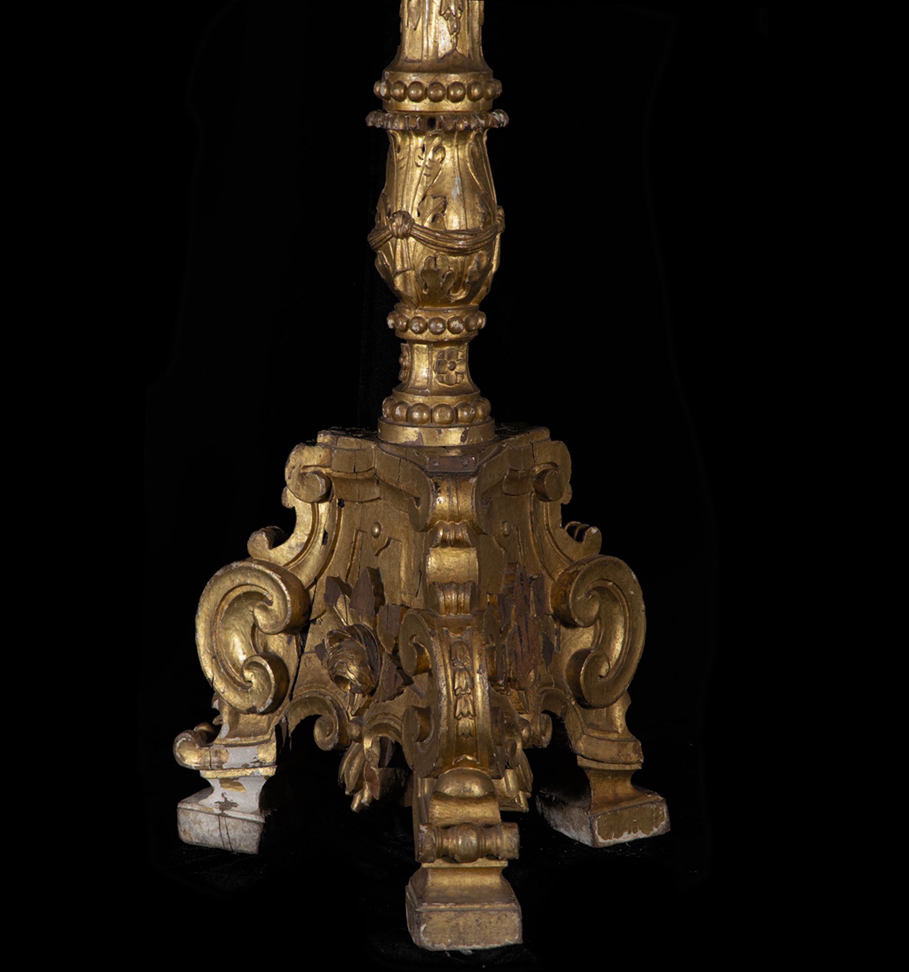 Large Portuguese torch holder in gilded wood, 18th century - Image 6 of 7