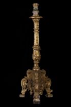 Large Portuguese torch holder in gilded wood, 18th century