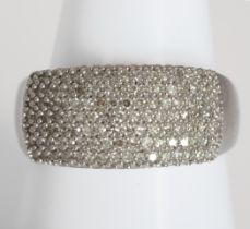 18kt white gold and diamond pavé ring