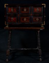 Elegant Tabletop Hispanic Flamenco Bargueño in Tortoiseshell and Gilded Bronze sconces, 18th century