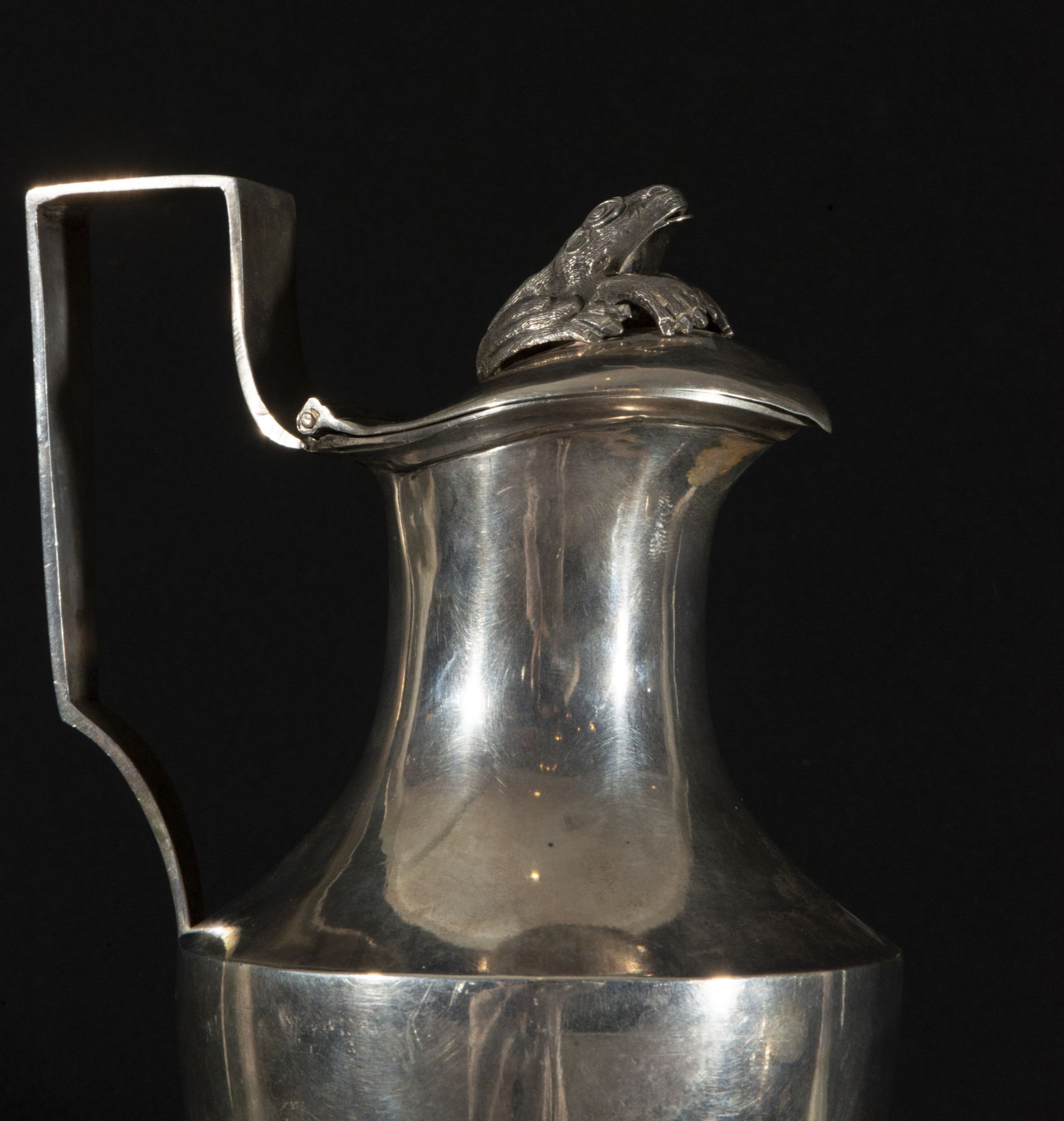 Set of sterling silver pitcher and salt in Spanish silver, late XVIII century, Cordoba marks - Image 5 of 7