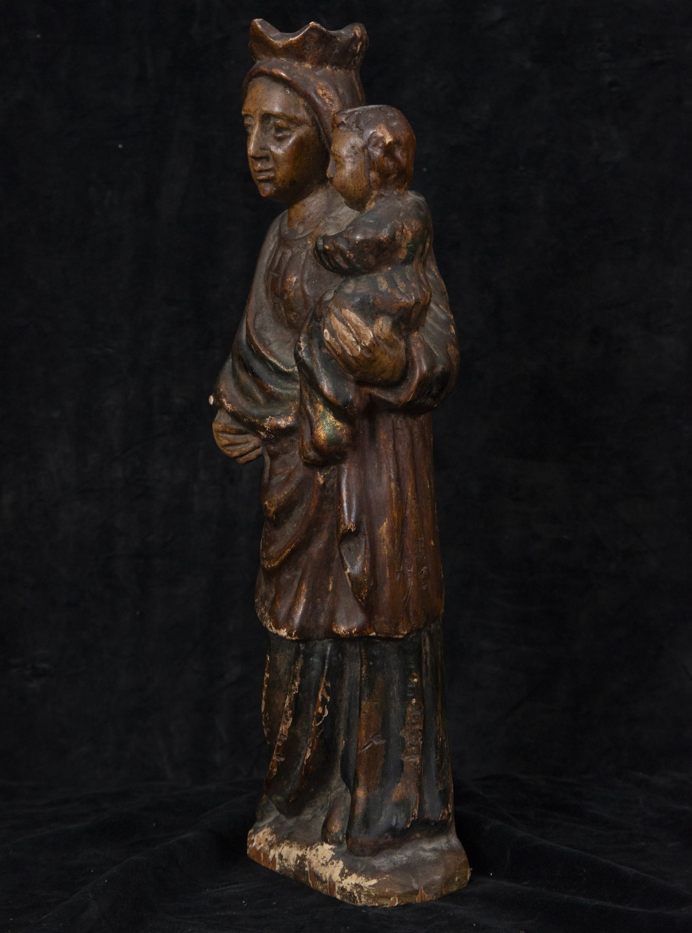 Exquisite Virgin and Child, possibly 17th century French Burgundy school - Image 4 of 7