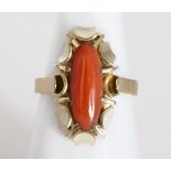 18kt gold coral ring
