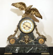 Elegant Regency style table clock - Napoleon III in green marble and mercury gilt bronze