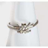 18 kt white gold solitaire with diamond