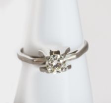 18 kt white gold solitaire with diamond