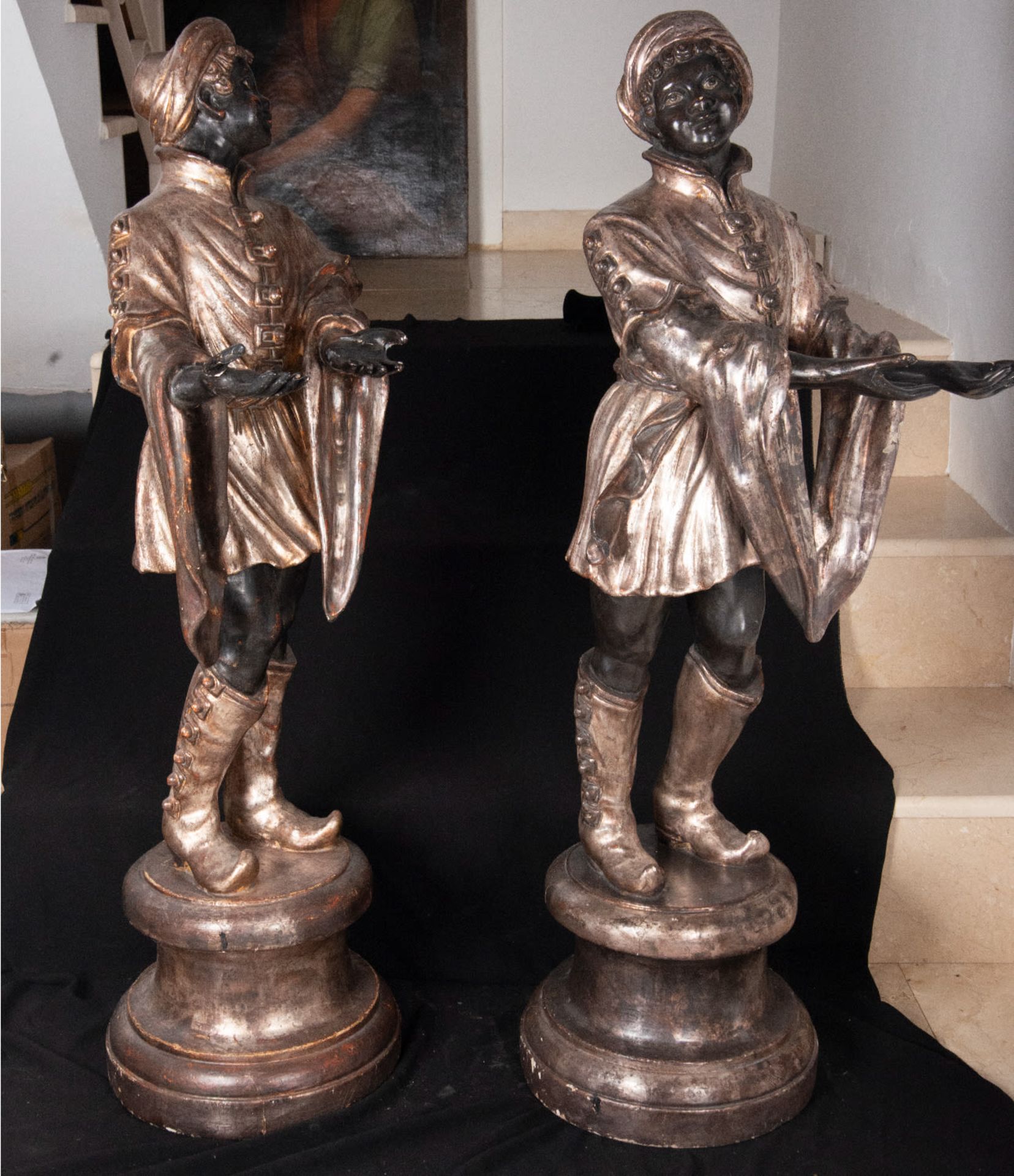 Pair of large and important Venetian "Morettos" from the late 18th century - Bild 6 aus 7