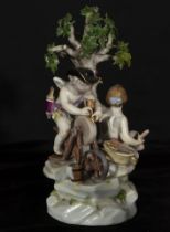 Exquisite group in German porcelain from Meissen 19th century (I)