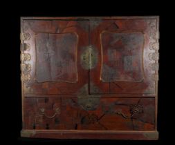Beautiful Meiji Cabinet in Japanese Cedar marquetry from the 18th century