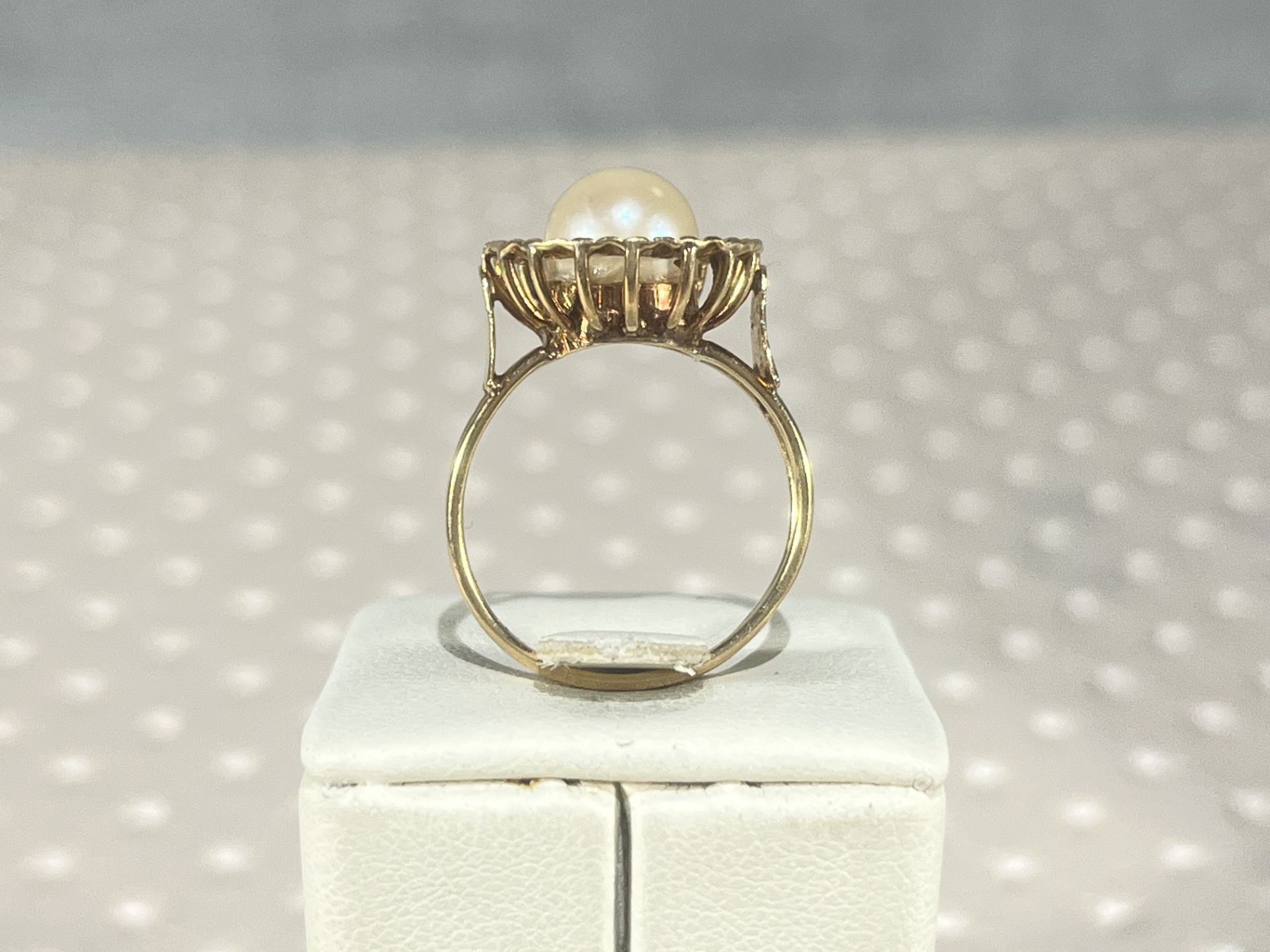 18k Gold and Natural Pearl Ring - Image 4 of 5