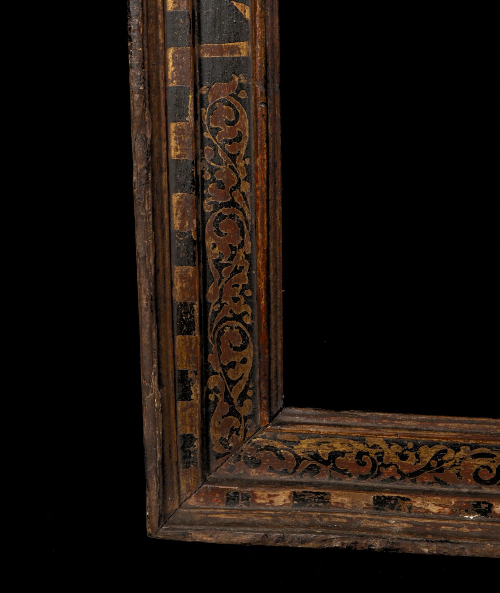 Spectacular antique sgraffito frame from the 16th century Hispanic Flemish from the 16th century - Image 4 of 7
