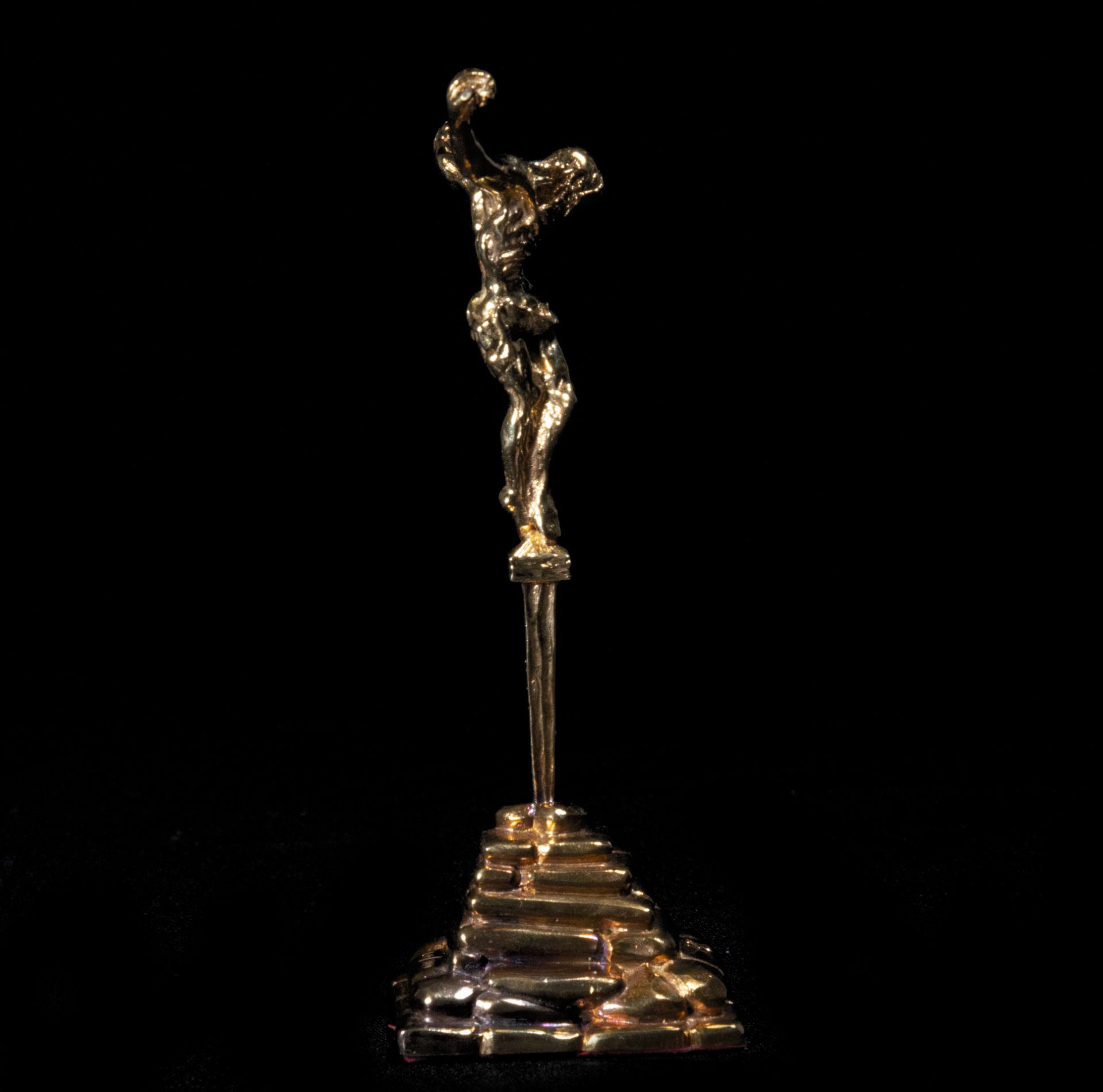 Salvador Dalí (Figueras, 1904 - Figueras, 1989), Saint John of the Cross in solid gold, with certifi - Image 6 of 9