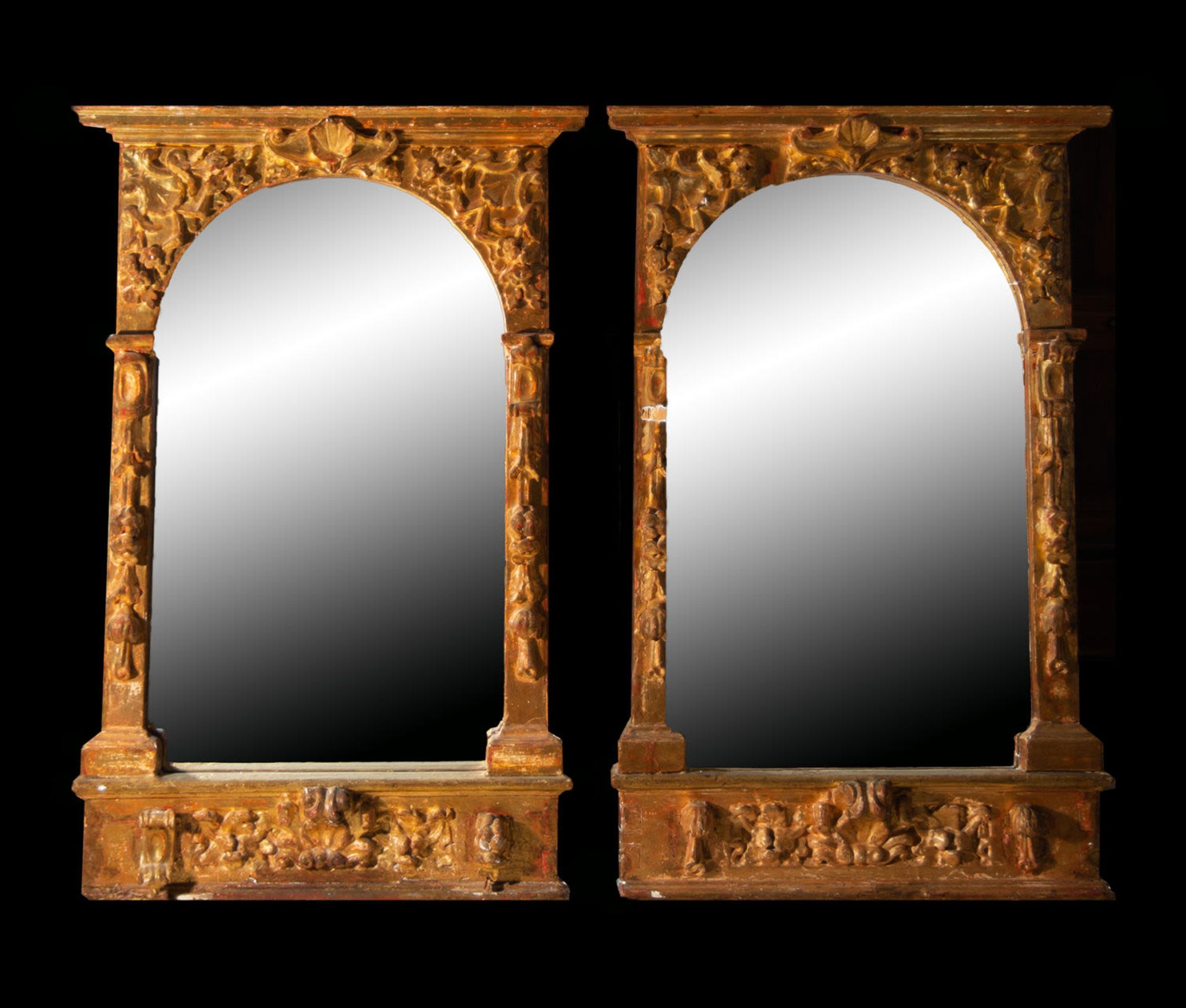 Pair of Baroque tabernacle frames, late 17th century, mirror mounted