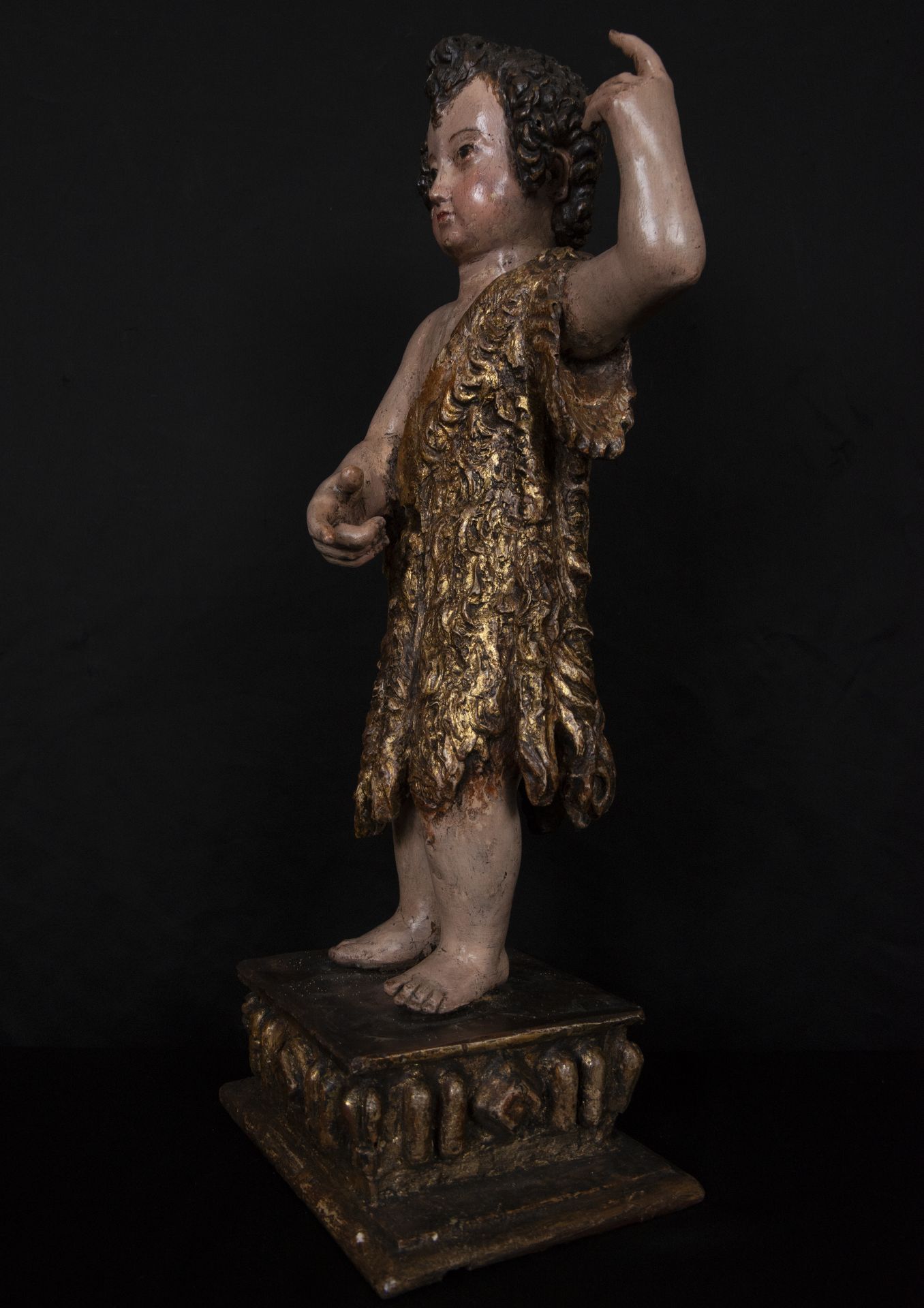 Exquisite and Large Saint John the Child in polychrome wood, 16th century Sevillian or Portuguese Re - Image 4 of 6