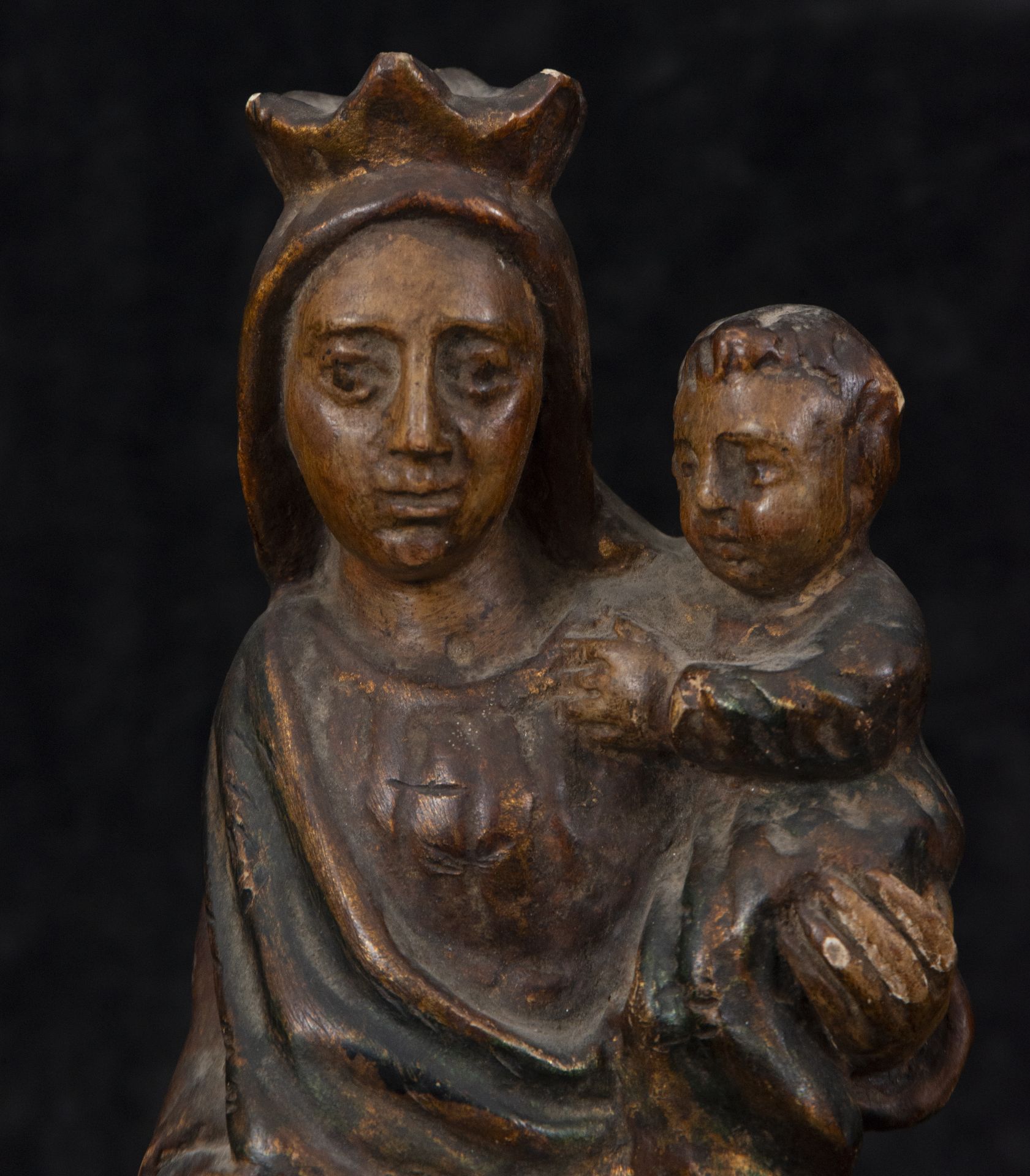 Exquisite Virgin and Child, possibly 17th century French Burgundy school - Image 2 of 7