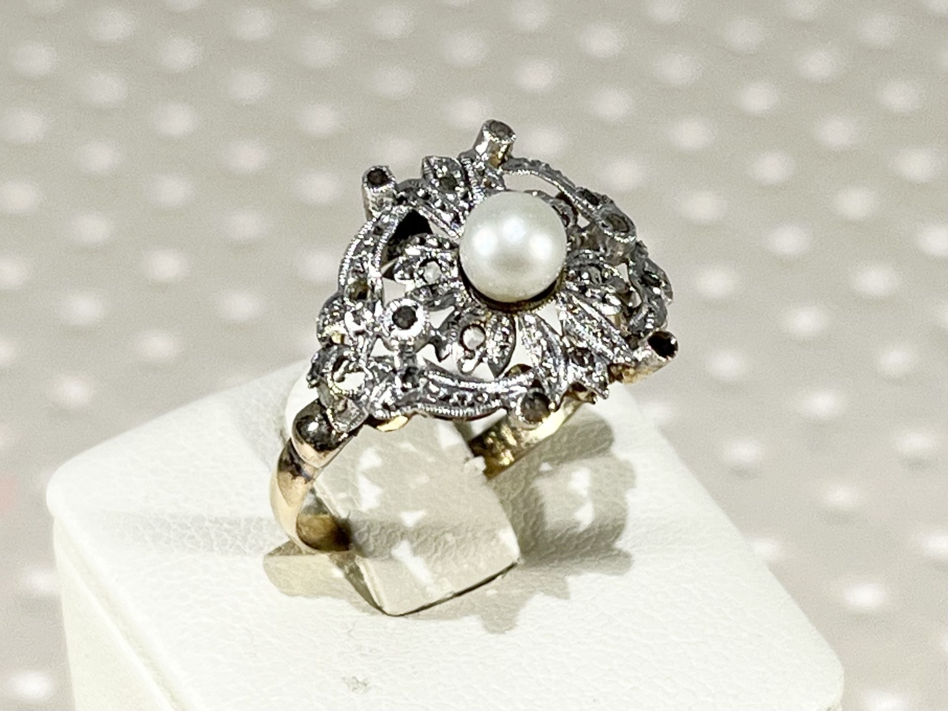 Elizabethan ring in 18k white and yellow GOLD and diamond tip