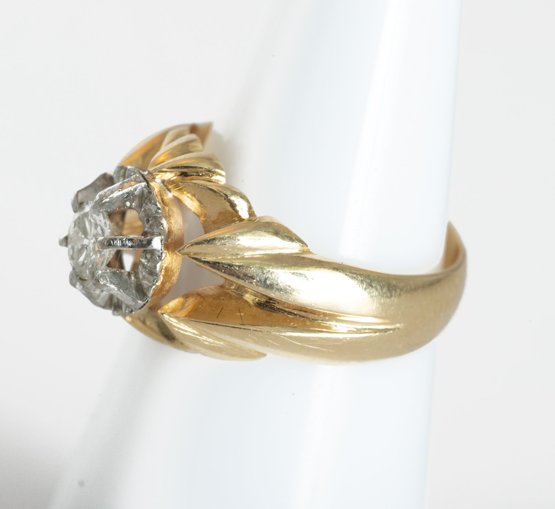 18 kt gold solitaire with diamond. - Image 3 of 4