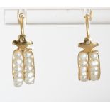 Short 18kt gold earrings with pearls