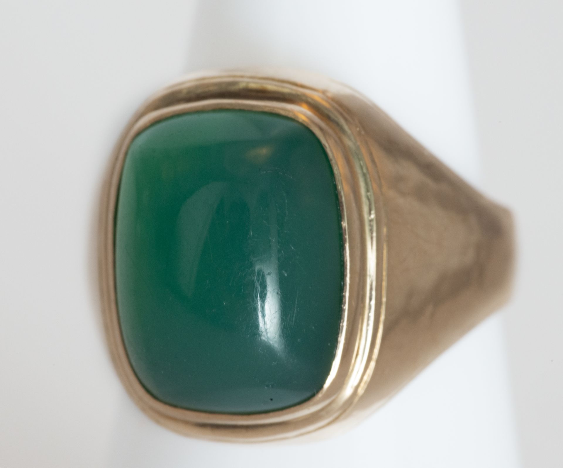 Gold ring  18kt with green agate - Image 2 of 2