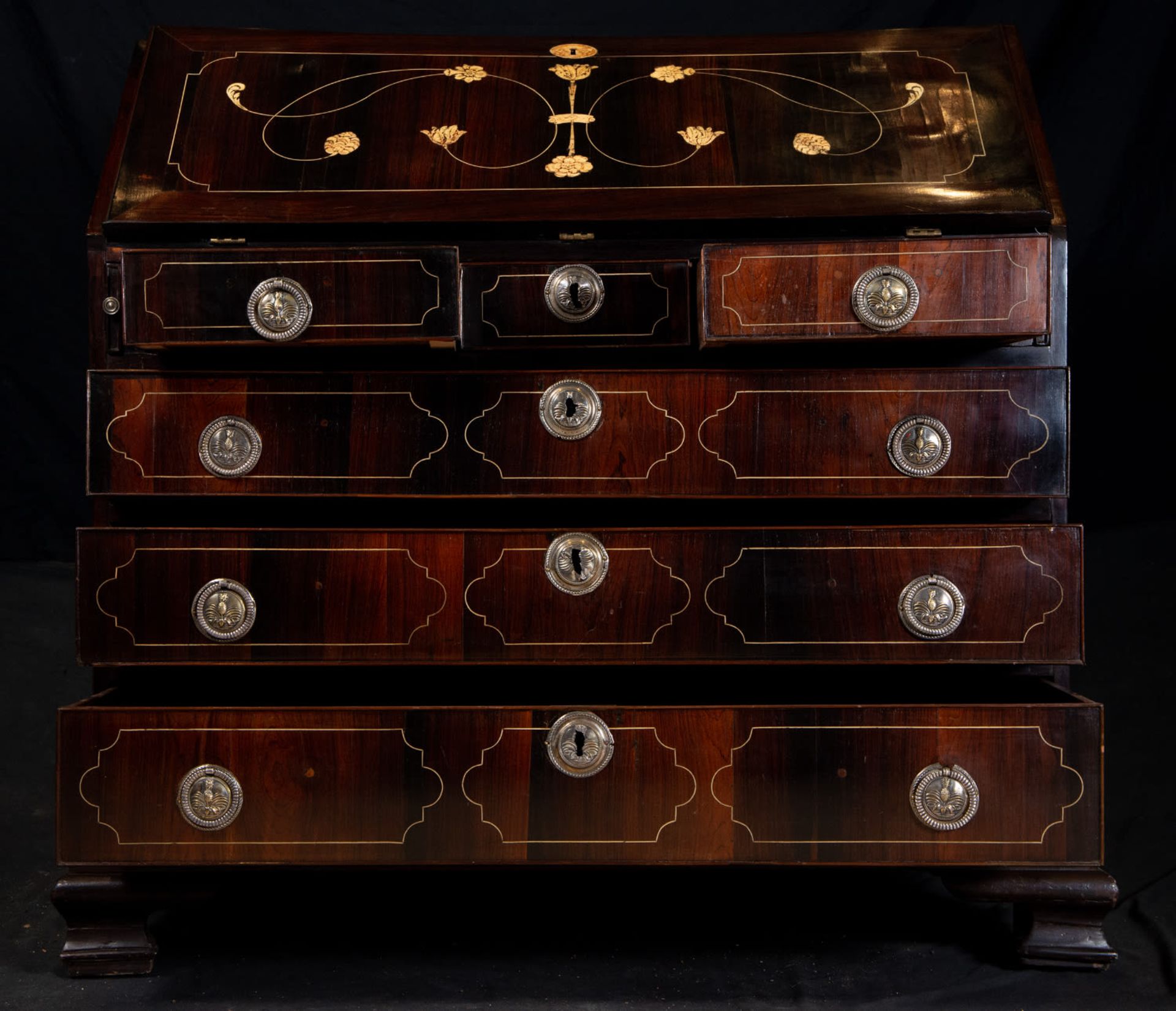 Drawing Chest with secretaire in Bone and Rosewood marquetry with Silver handles, Italy, 18th centur - Bild 9 aus 10
