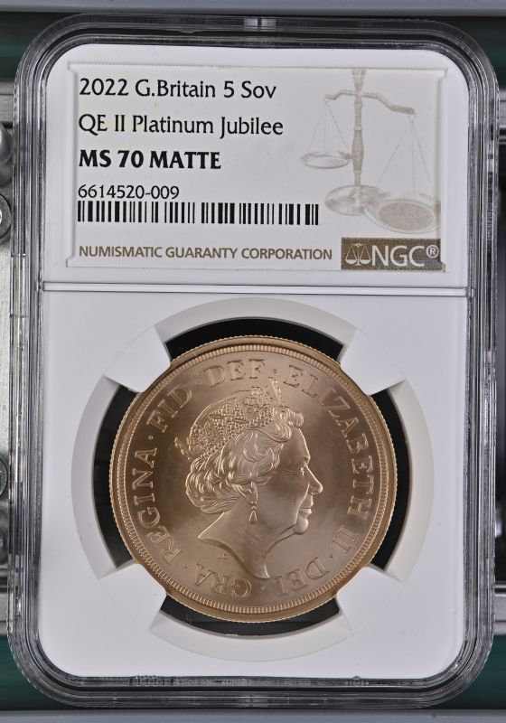2022 Gold 5 Pounds (5 Sovereigns) Platinum Jubilee Matte BU NGC MS 70 MATTE #6614520-009 Box & COA ( - Image 3 of 4