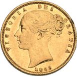 United Kingdom, Victoria, 1853 Gold Sovereign, WW raised, Good very fine