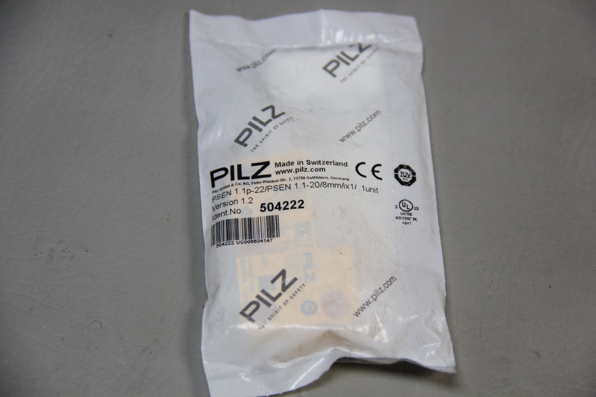 NEW PILZ SAFETY SWITCH