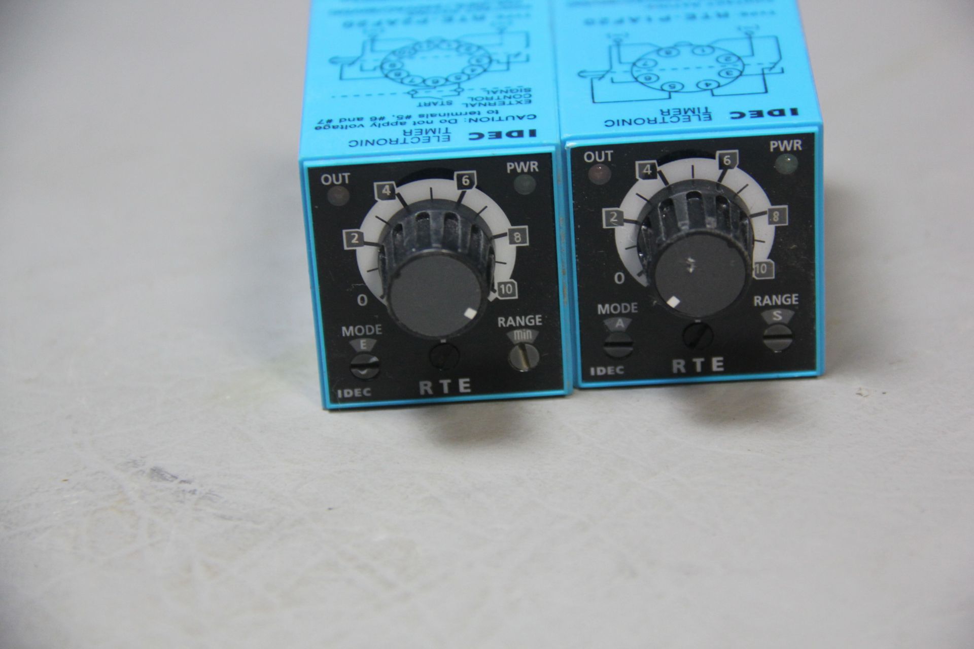 2 IDEC ELECTRONIC TIMERS - Image 2 of 3