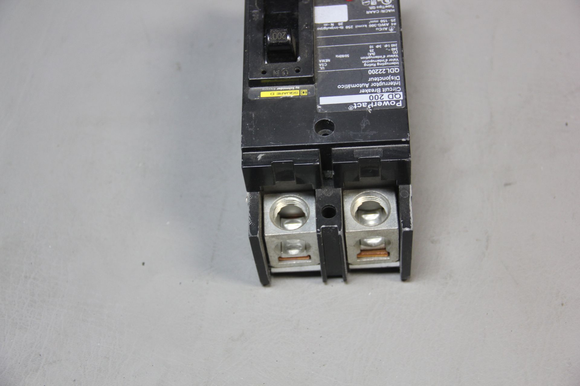 SQUARE D QD 200 POWERPACT CIRCUIT BREAKER - Image 2 of 3