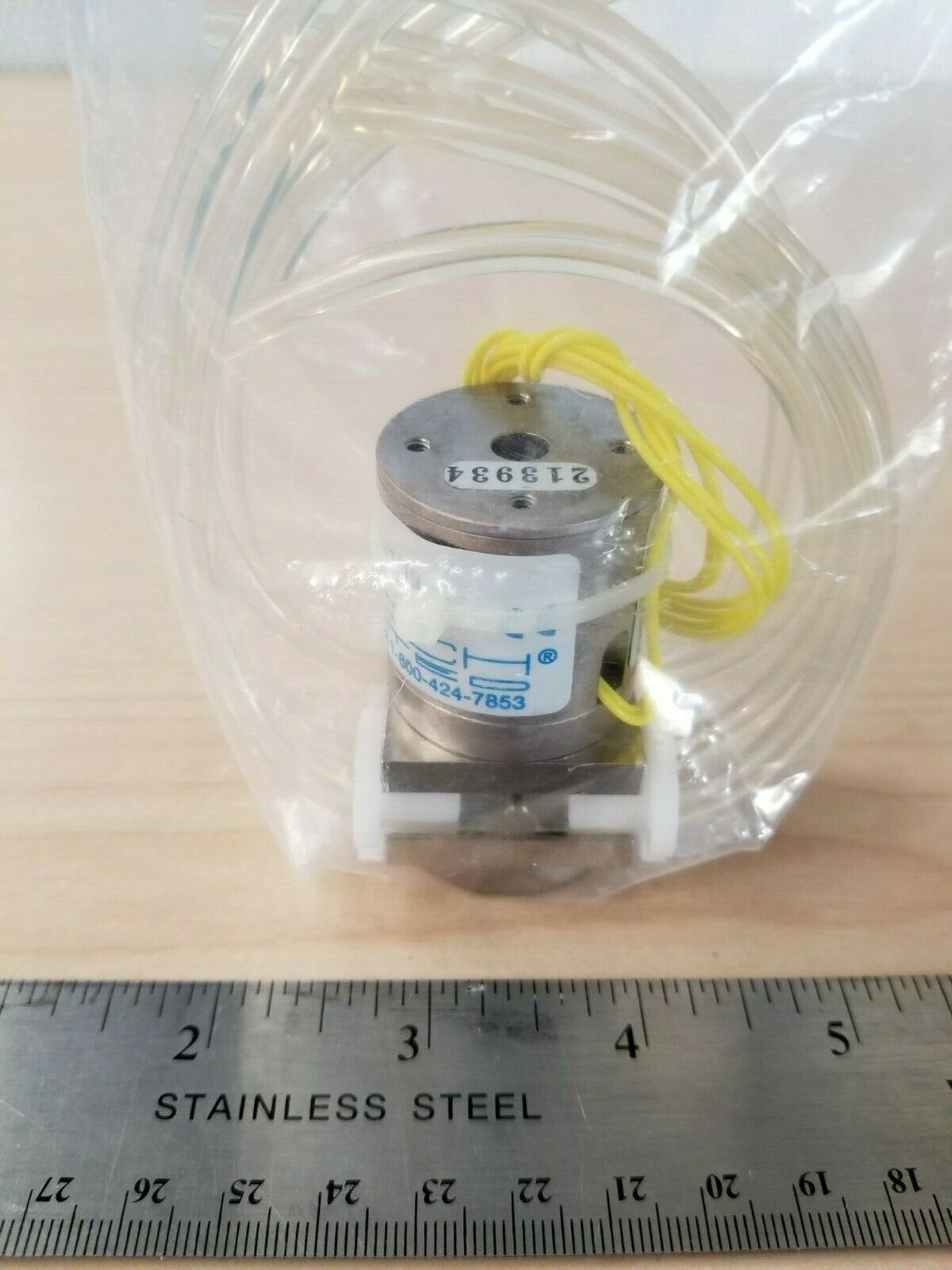 NEW NRESEARCH SOLENOID MULTIPLE TUBE PINCH ISOLATION VALVE