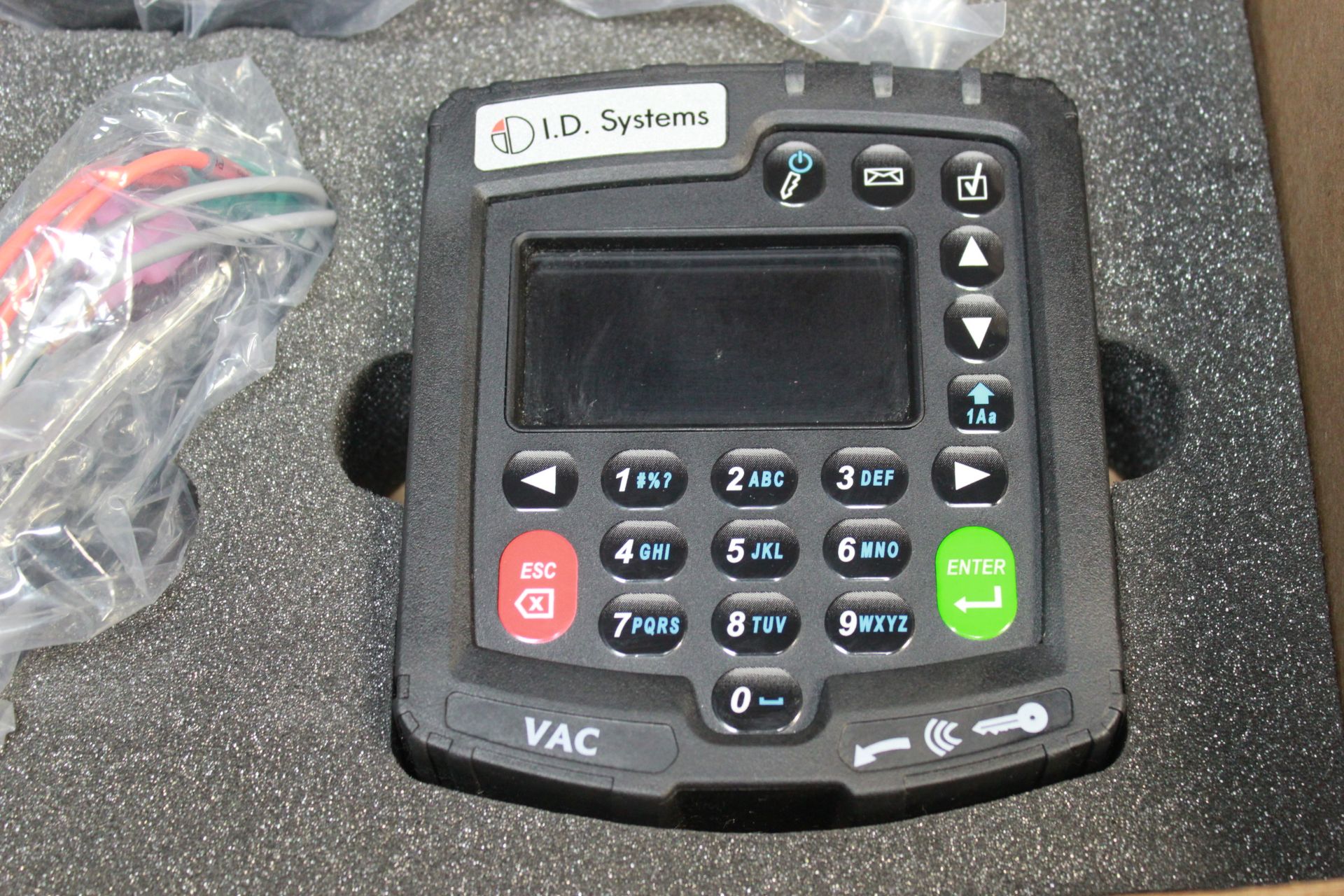 NEW ID SYTEMS VEHICLE ASSET COMMUNICATOR - Image 2 of 7