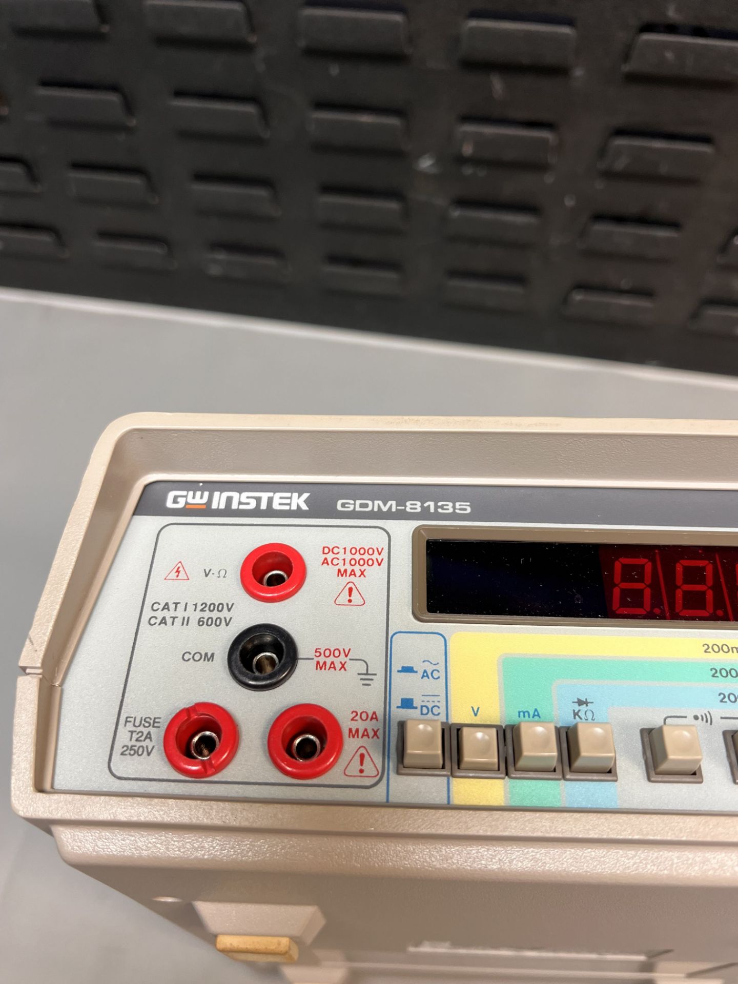 GW INSTEK DIGITAL MULTIMETER - Image 2 of 5