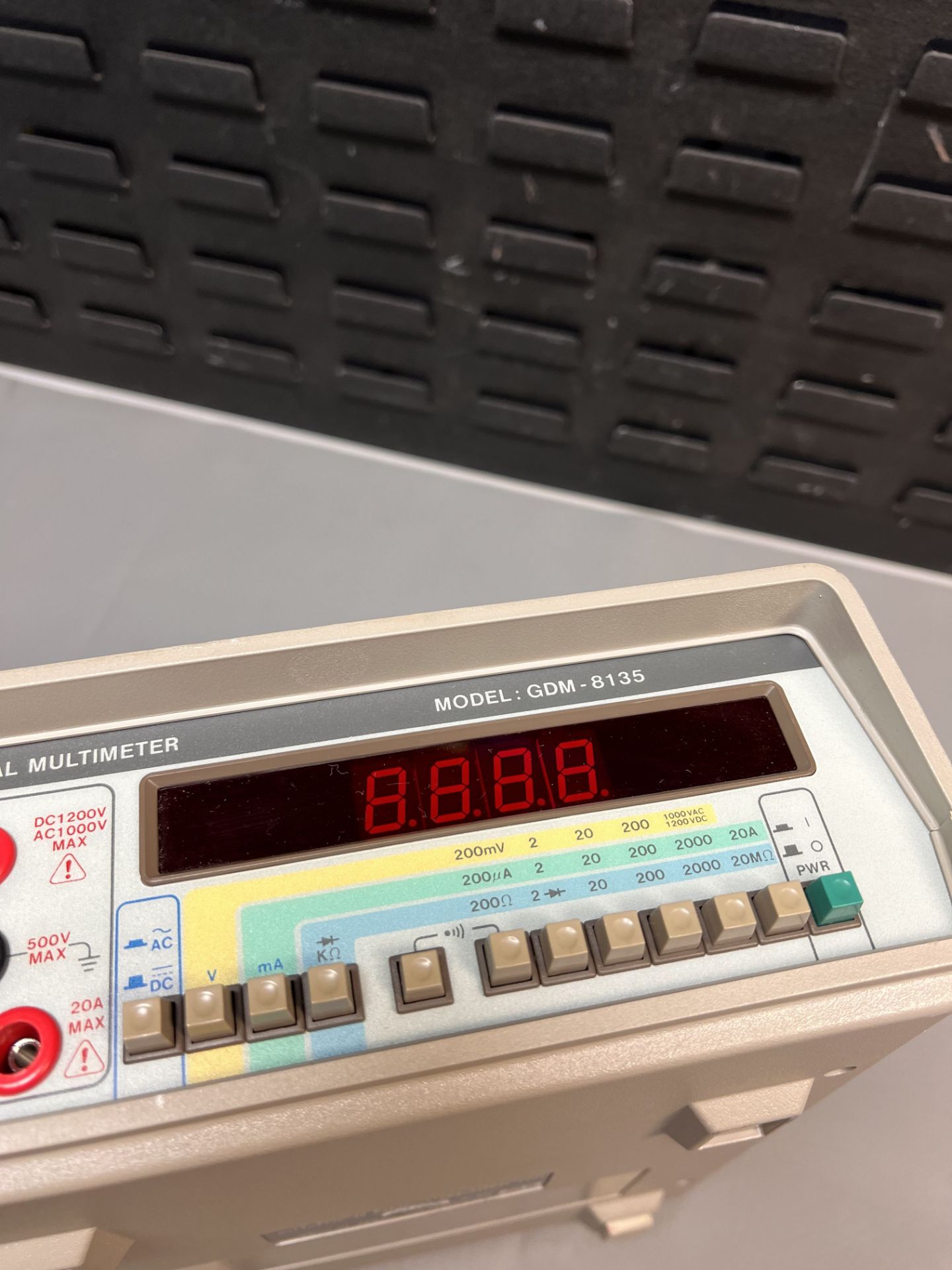 GW INSTEK DIGITAL MULTIMETER - Image 2 of 5