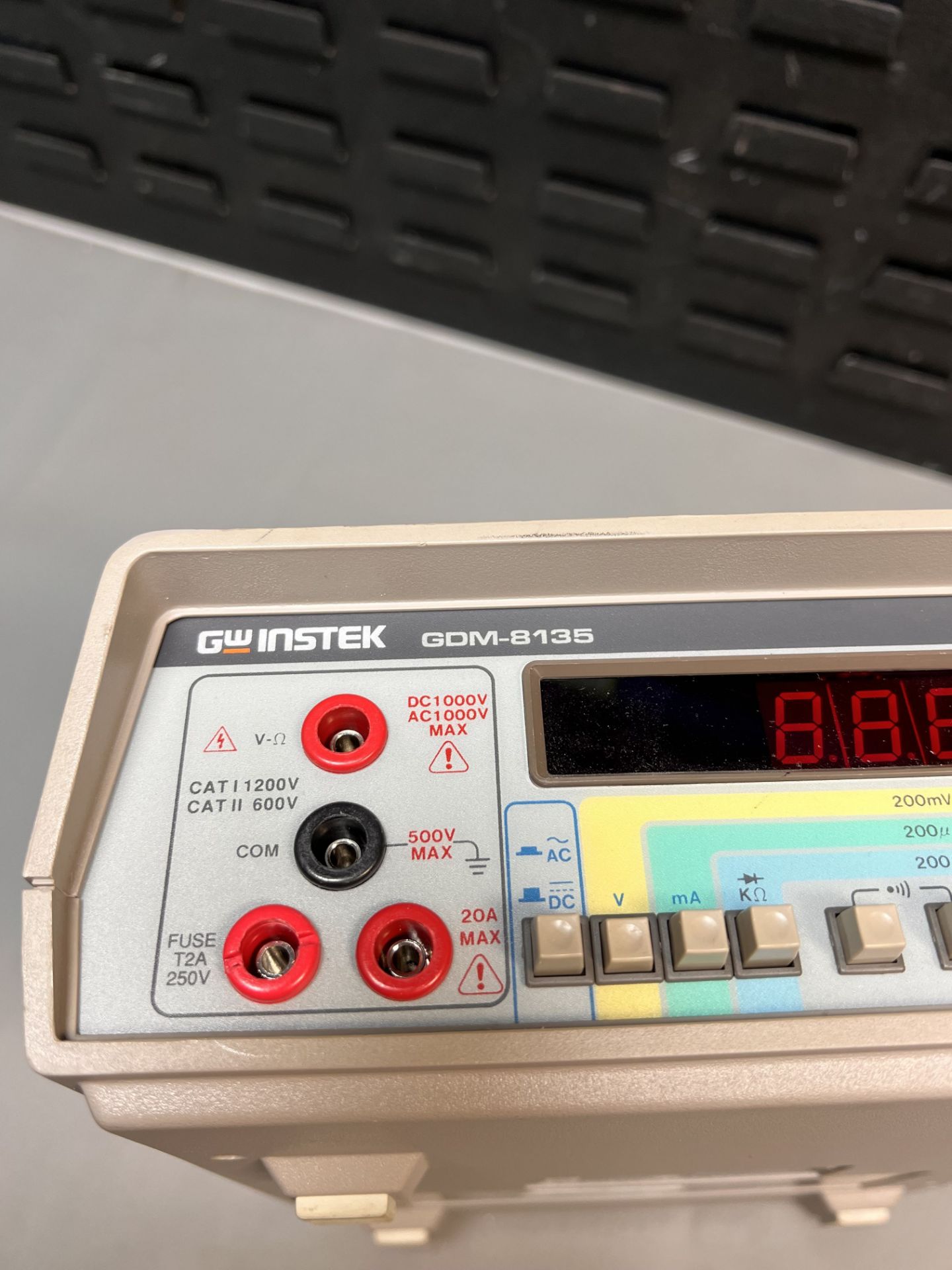 GW INSTEK DIGITAL MULTIMETER - Image 2 of 5