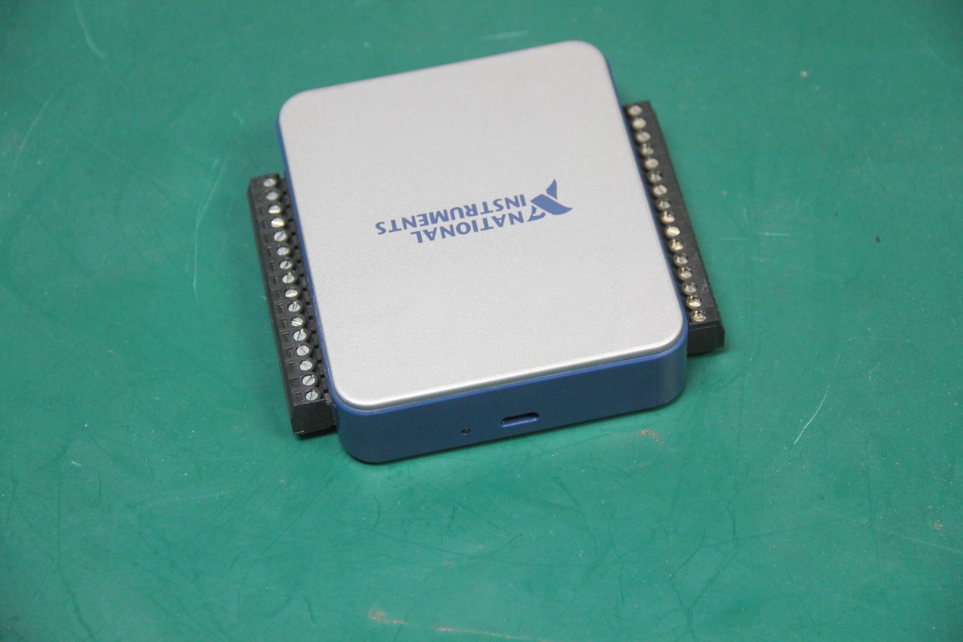 NATIONAL INSTRUMENTS DATA ACQUISITION DEVICE - Image 2 of 3