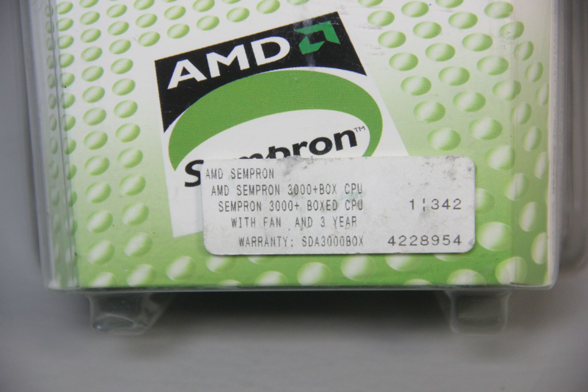 NEW AMD SEMPRON 3000+ SOCKET A PROCESSOR - Image 2 of 5