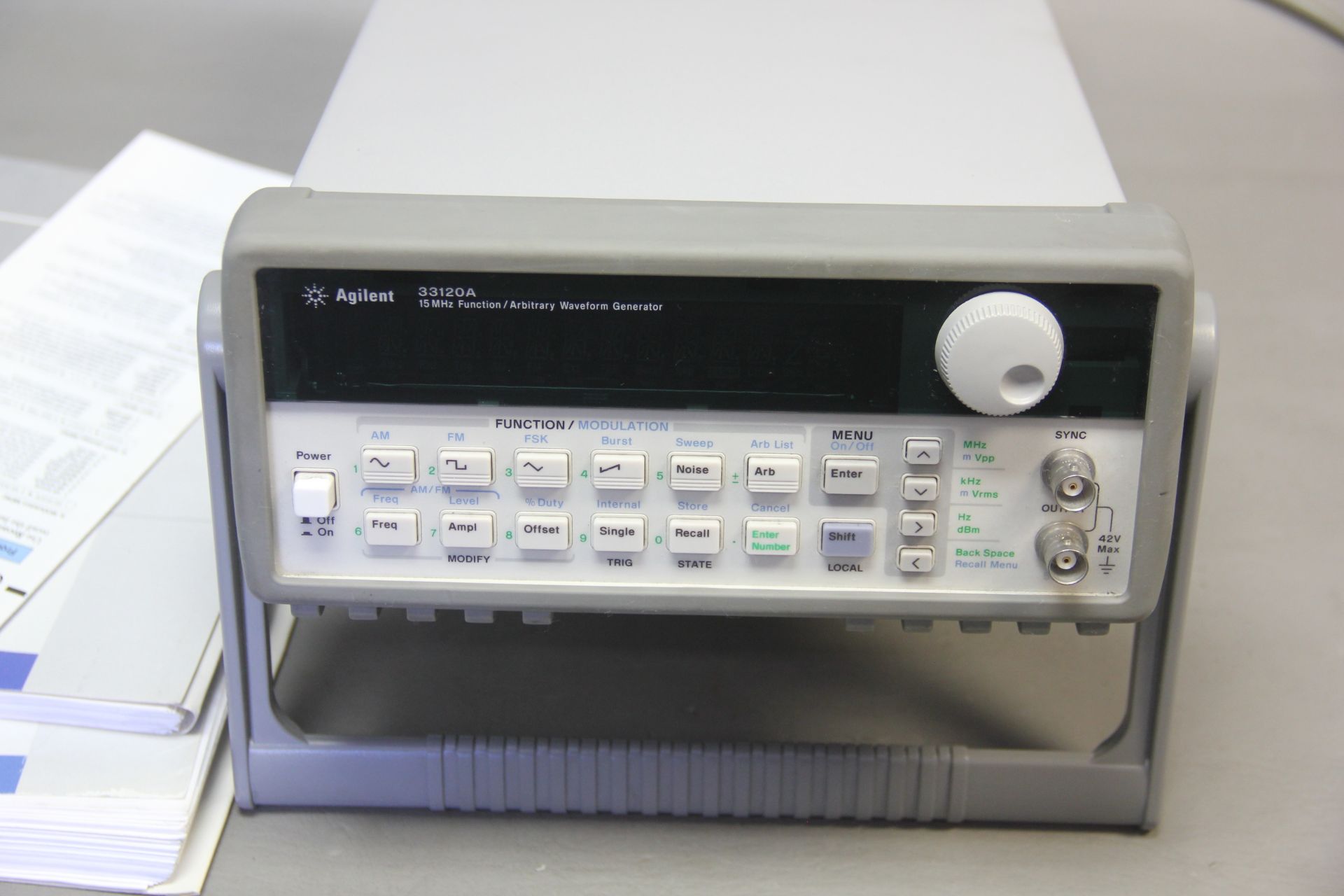 AGILENT 15MHZ ARBITRARY WAVEFORM GENERATOR - Image 2 of 8