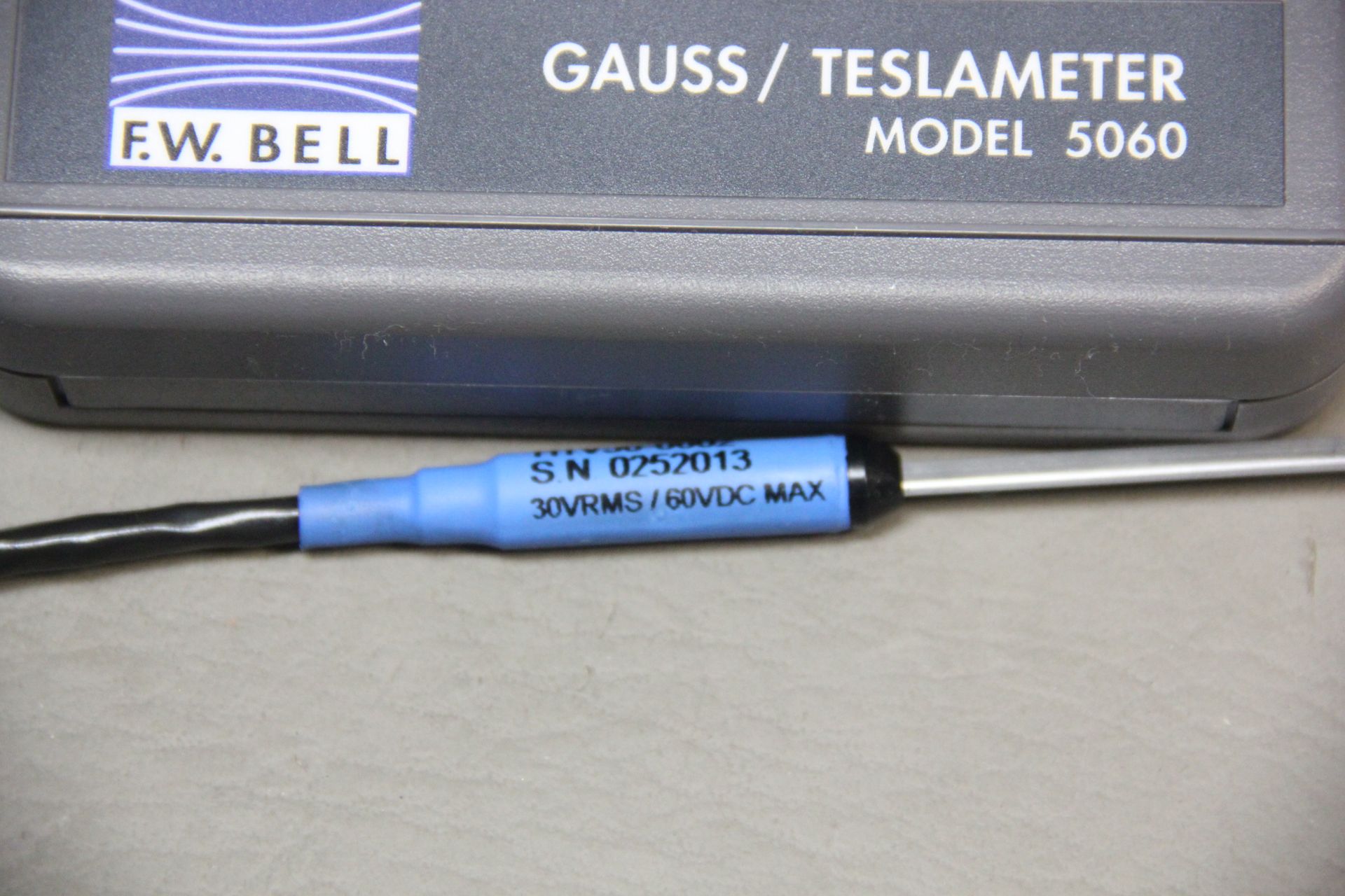 F.W BELL GAUSS TESLAMETER MAGNETIC FIELD METER - Image 8 of 14