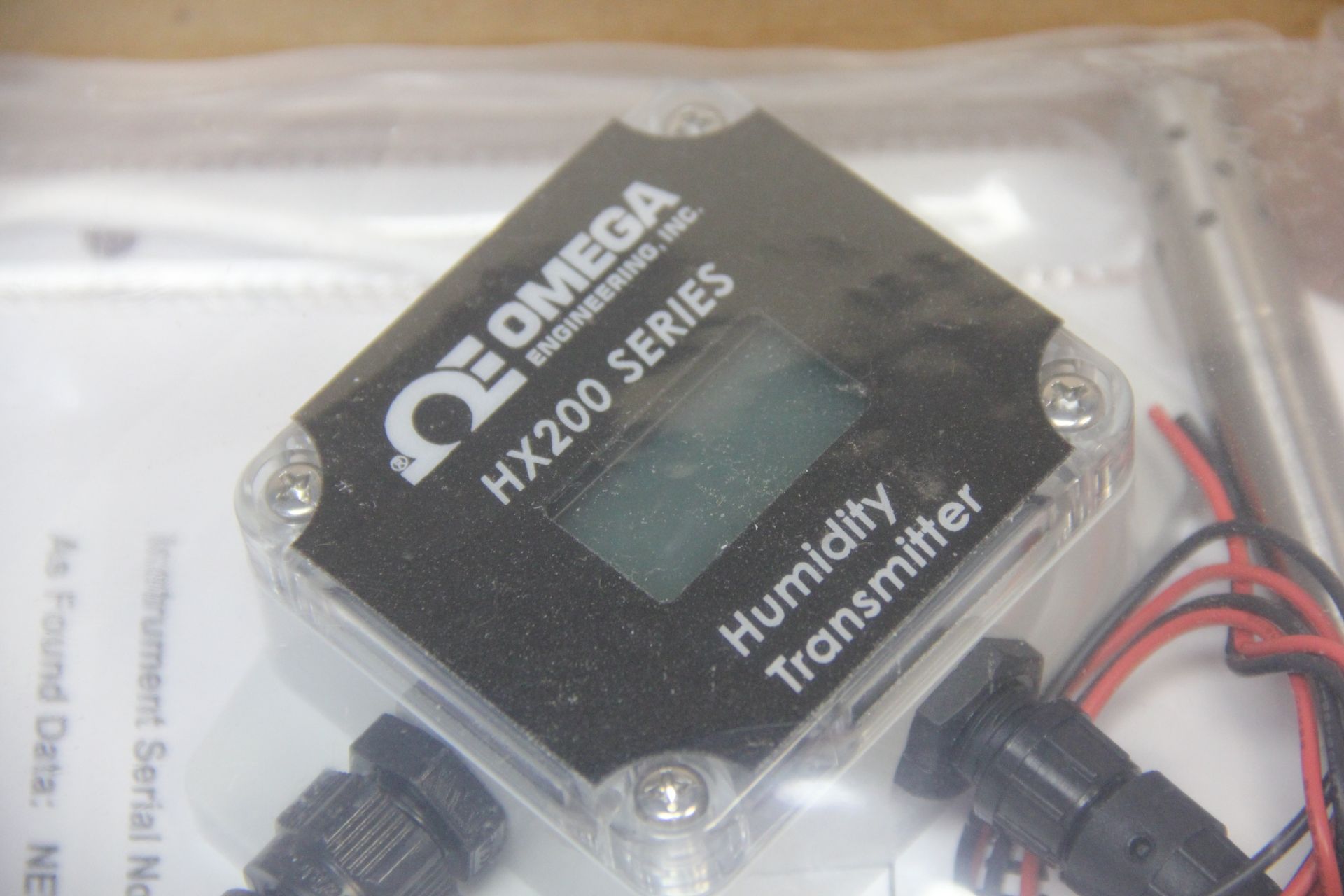 NEW OMEGA HUMIDITY TRANSMITTER WITH SENSOR - Image 4 of 6