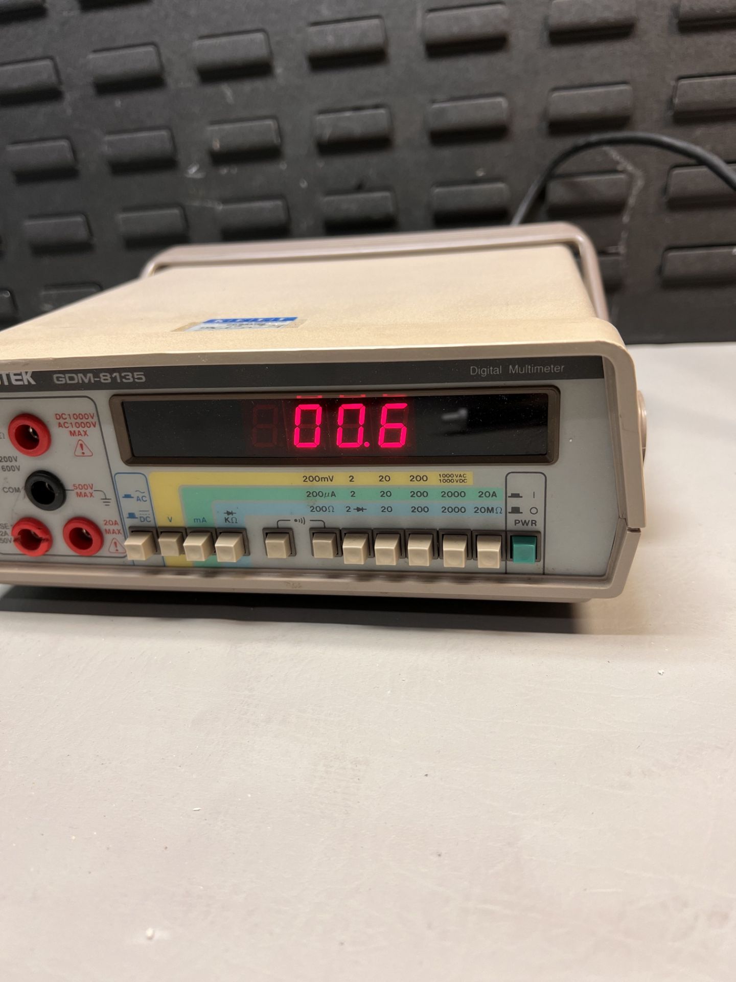 GW INSTEK DIGITAL MULTIMETER - Image 5 of 5