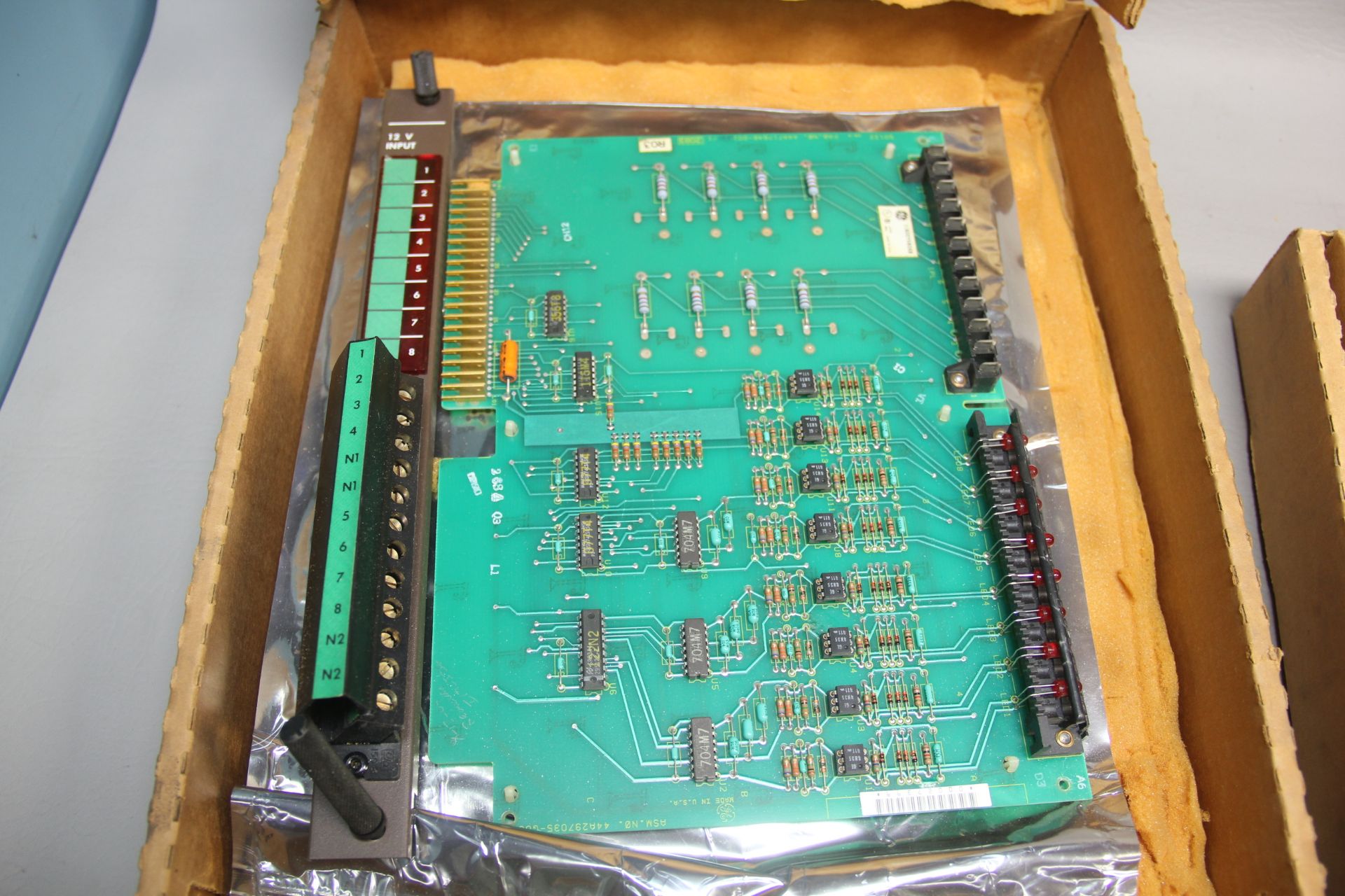LOT OF 2 GE FANUC CONTROL BOARDS - Image 5 of 8