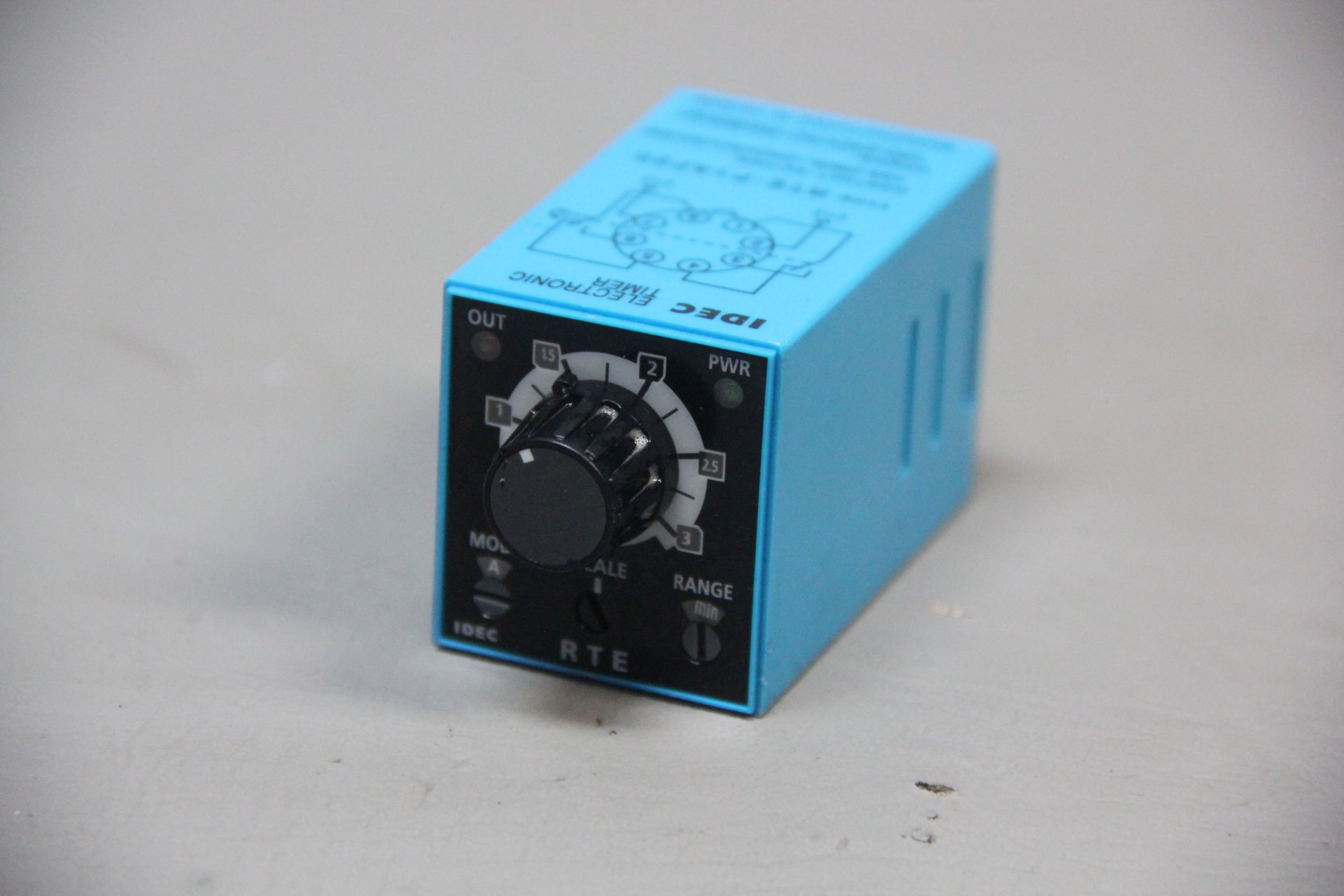 IDEC ELECTRONIC TIME DELAY RELAY RTE-P1AF20
