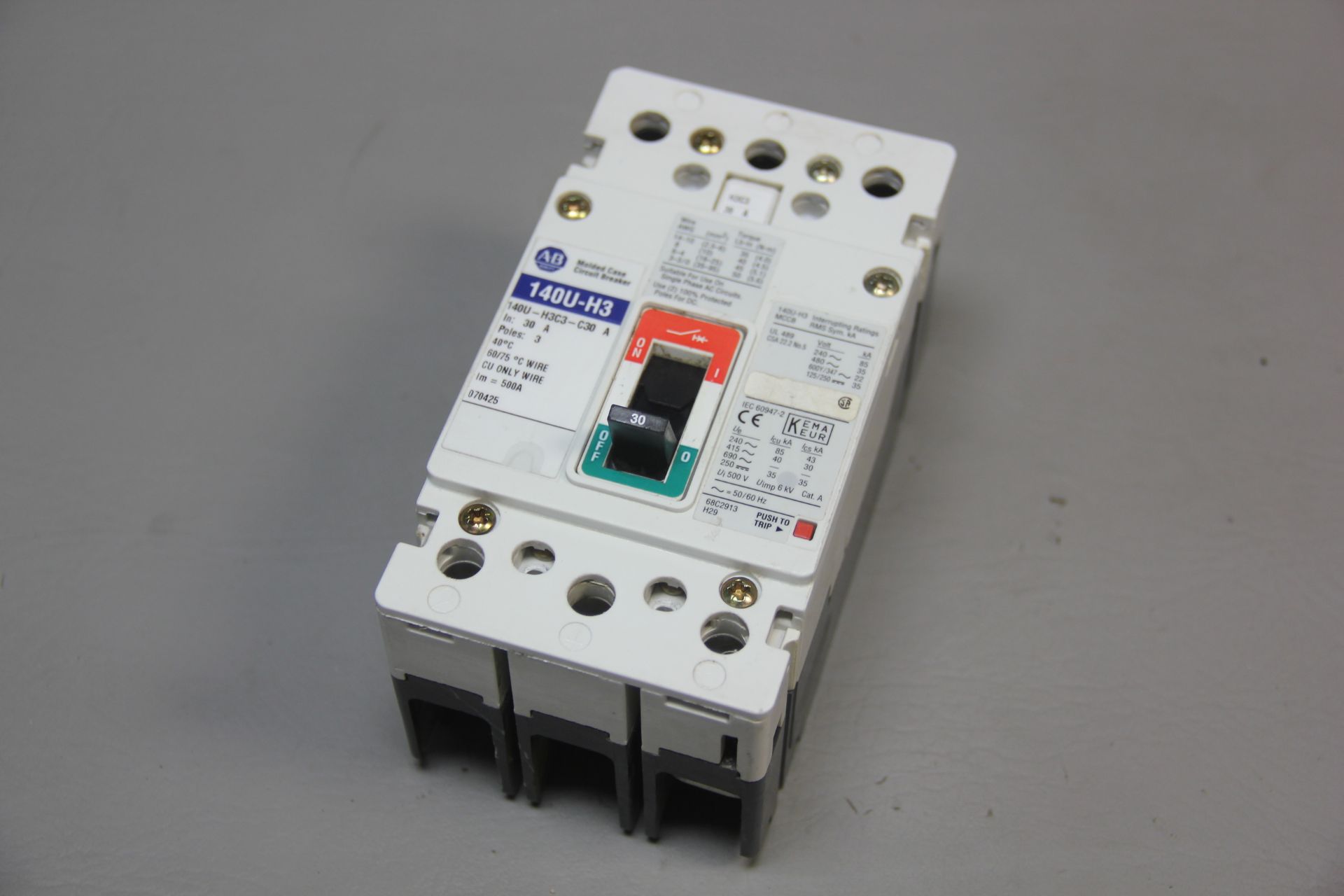 ALLEN BRADLEY CIRCUIT BREAKER 140U-H3