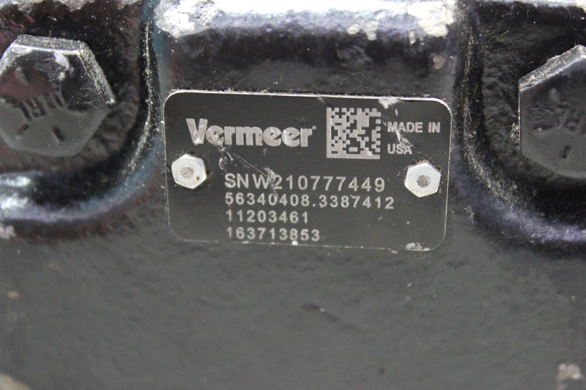 UNUSED VERMEER HYDRAULIC MOTOR - Image 7 of 7