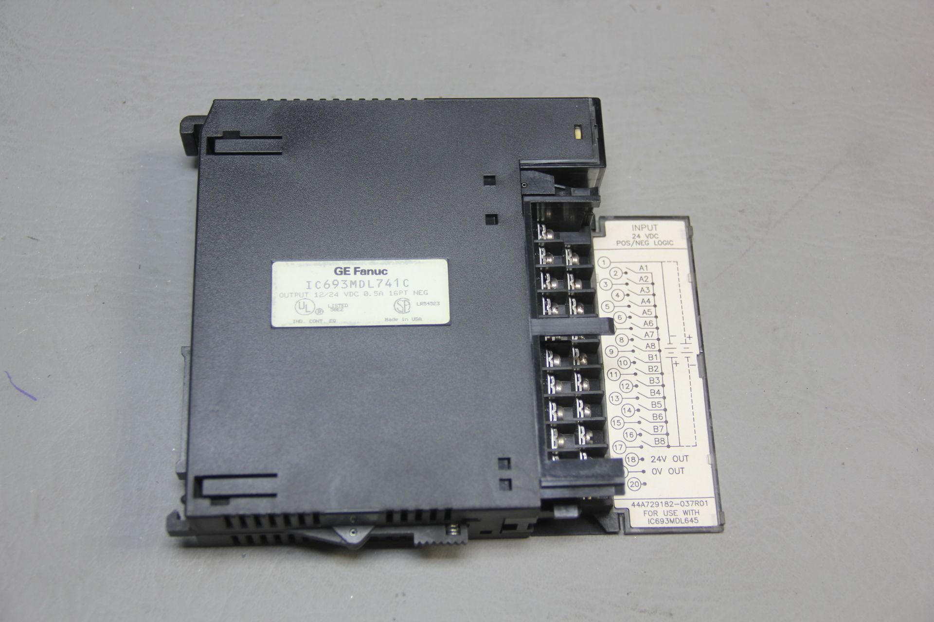 GE FANUC PLC RACK CHASSIS WITH MODULES - Image 11 of 15