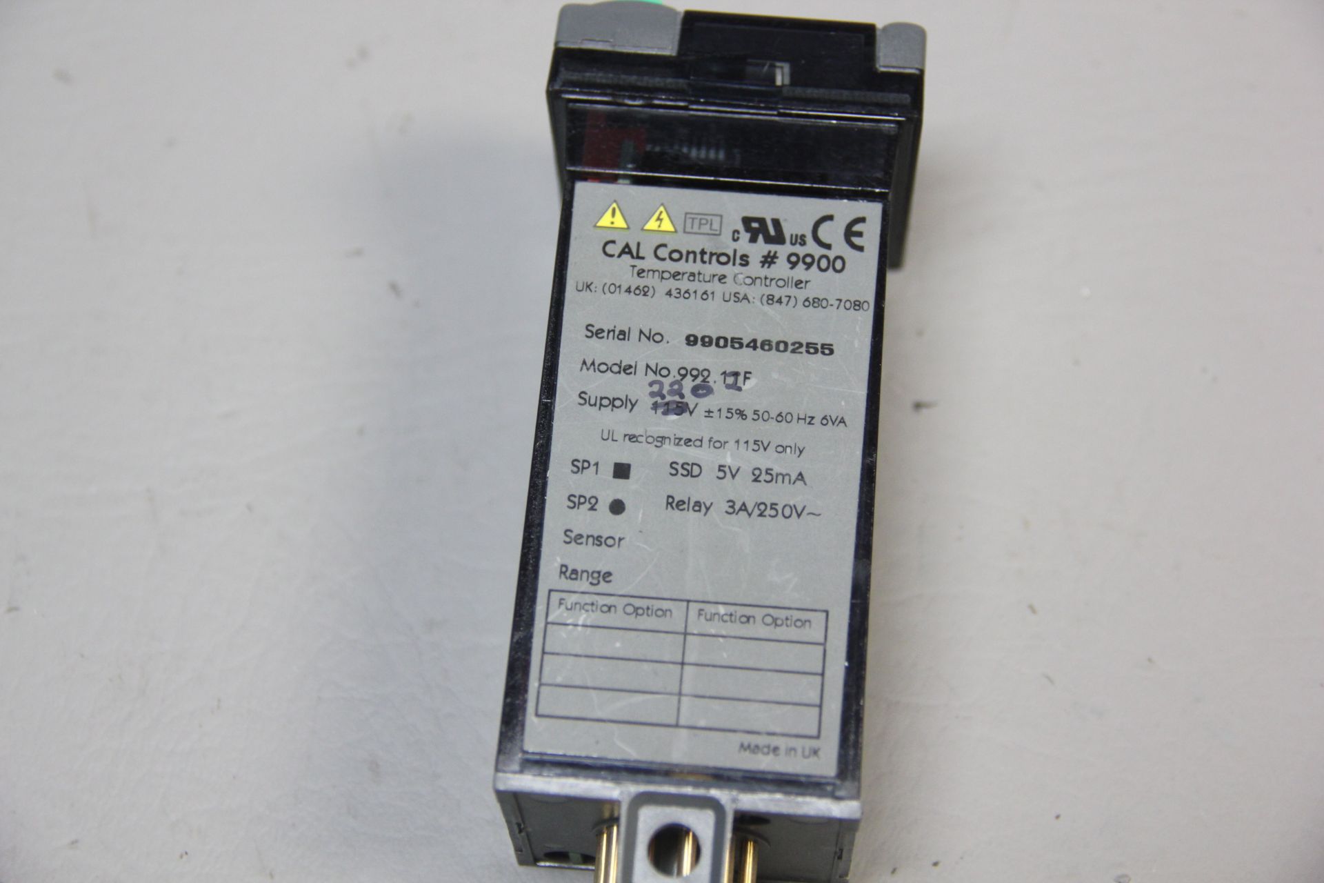 OMEGA CAL 9900 TEMPERATURE CONTROLLER - Image 2 of 3