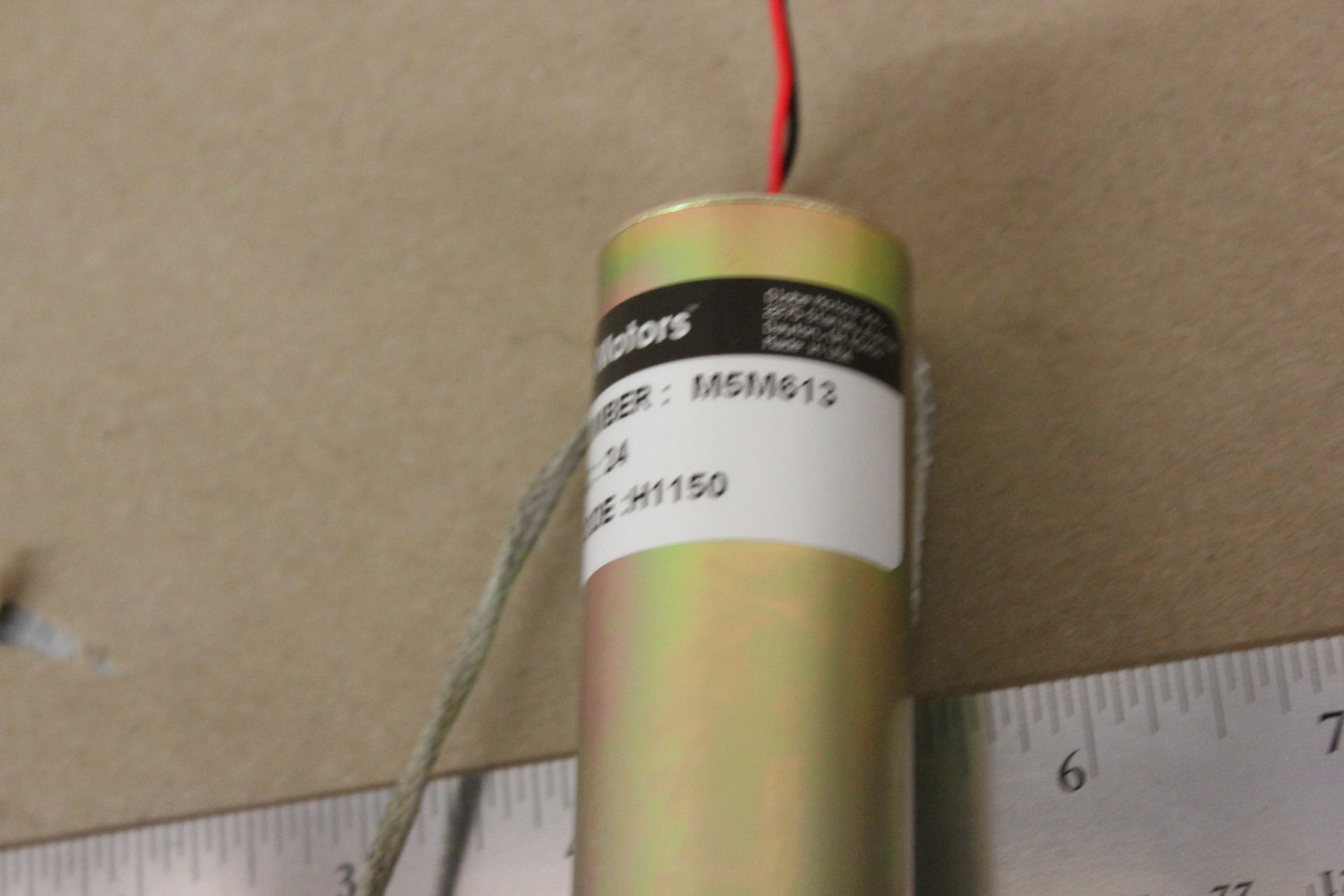 NEW GLOBE 24V DC MOTOR - Image 3 of 5