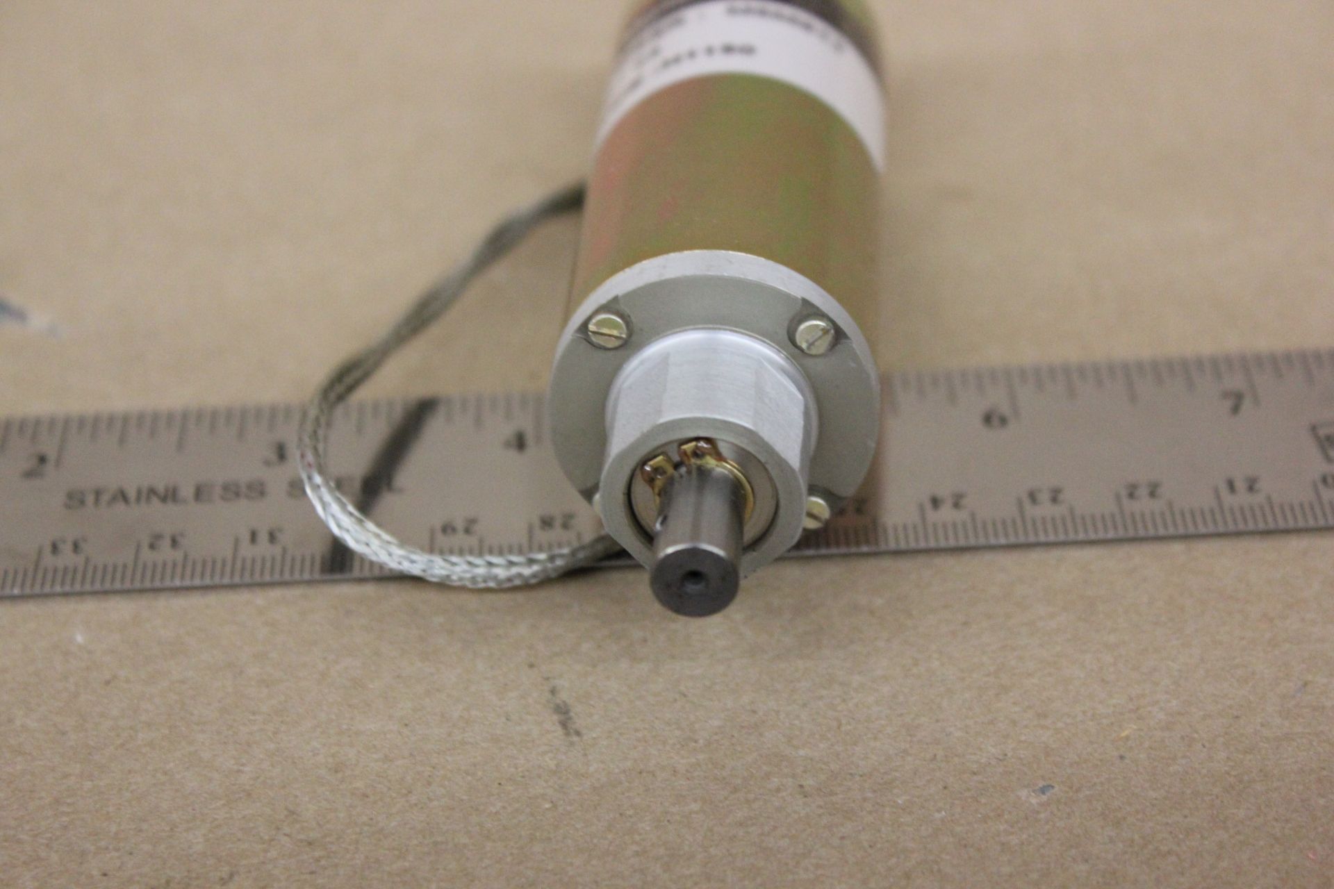 NEW GLOBE 24V DC MOTOR - Image 4 of 5